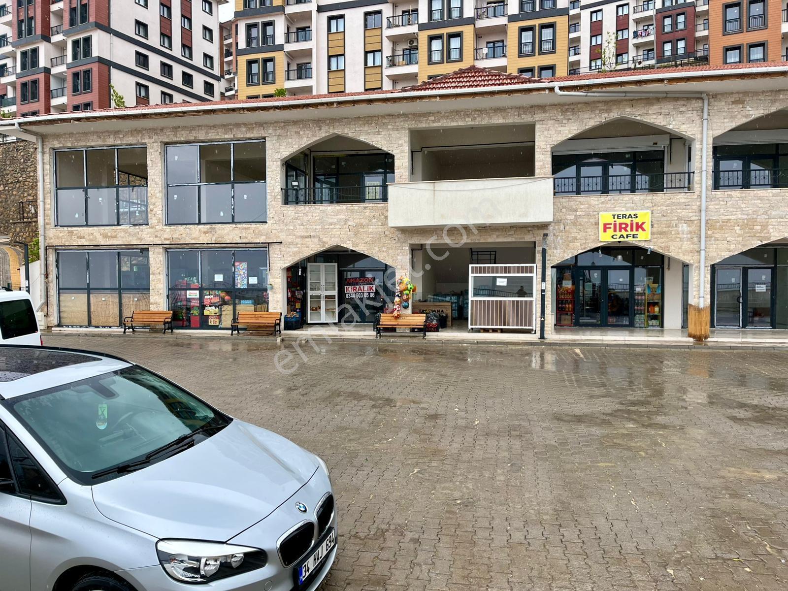 Amazon' Dan Çamlık Tokiler' De Kiralık Dükkan - Görsel 2