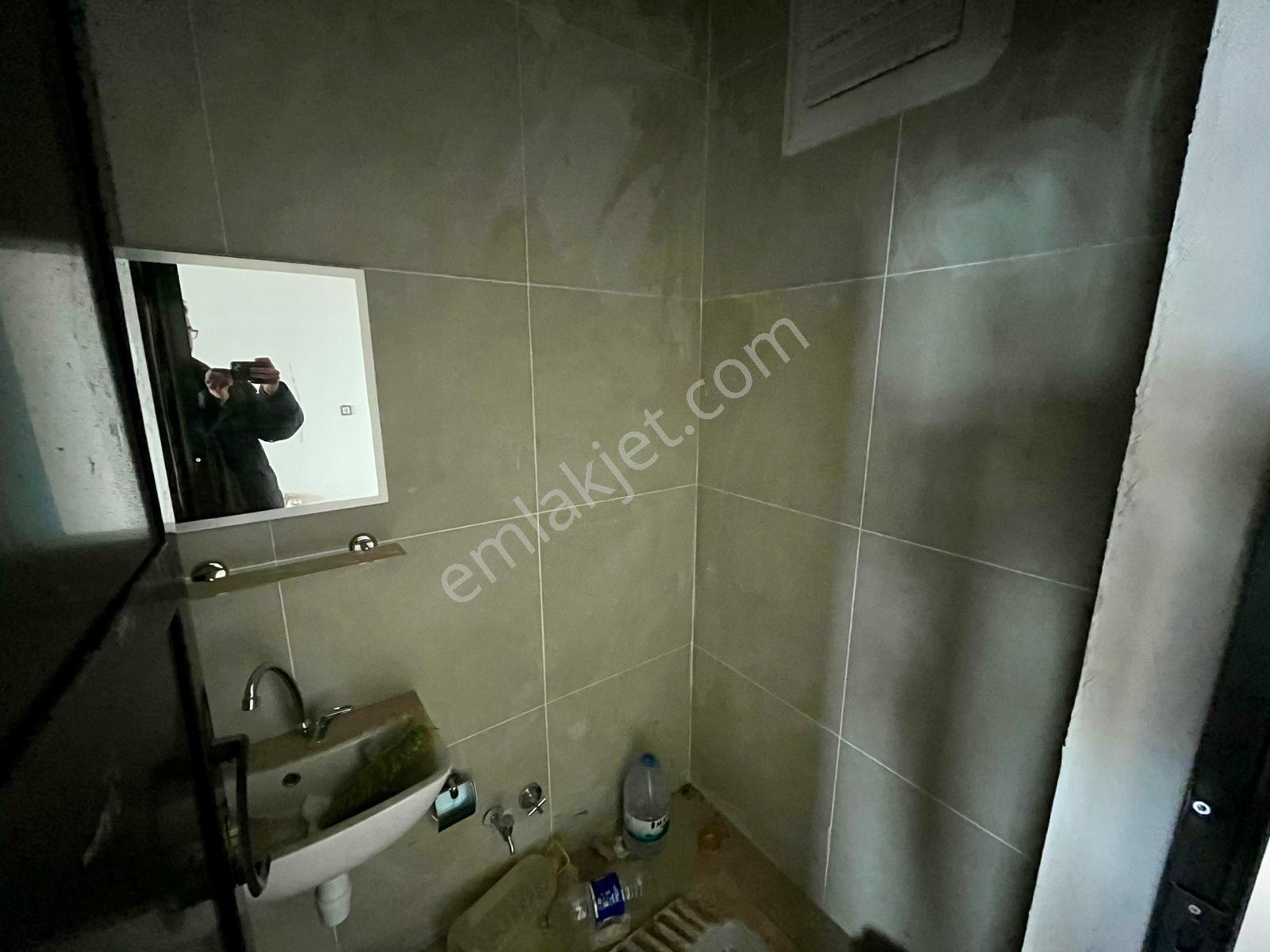 Amazon' Dan Çamlık Tokiler' De Kiralık Dükkan - Görsel 9