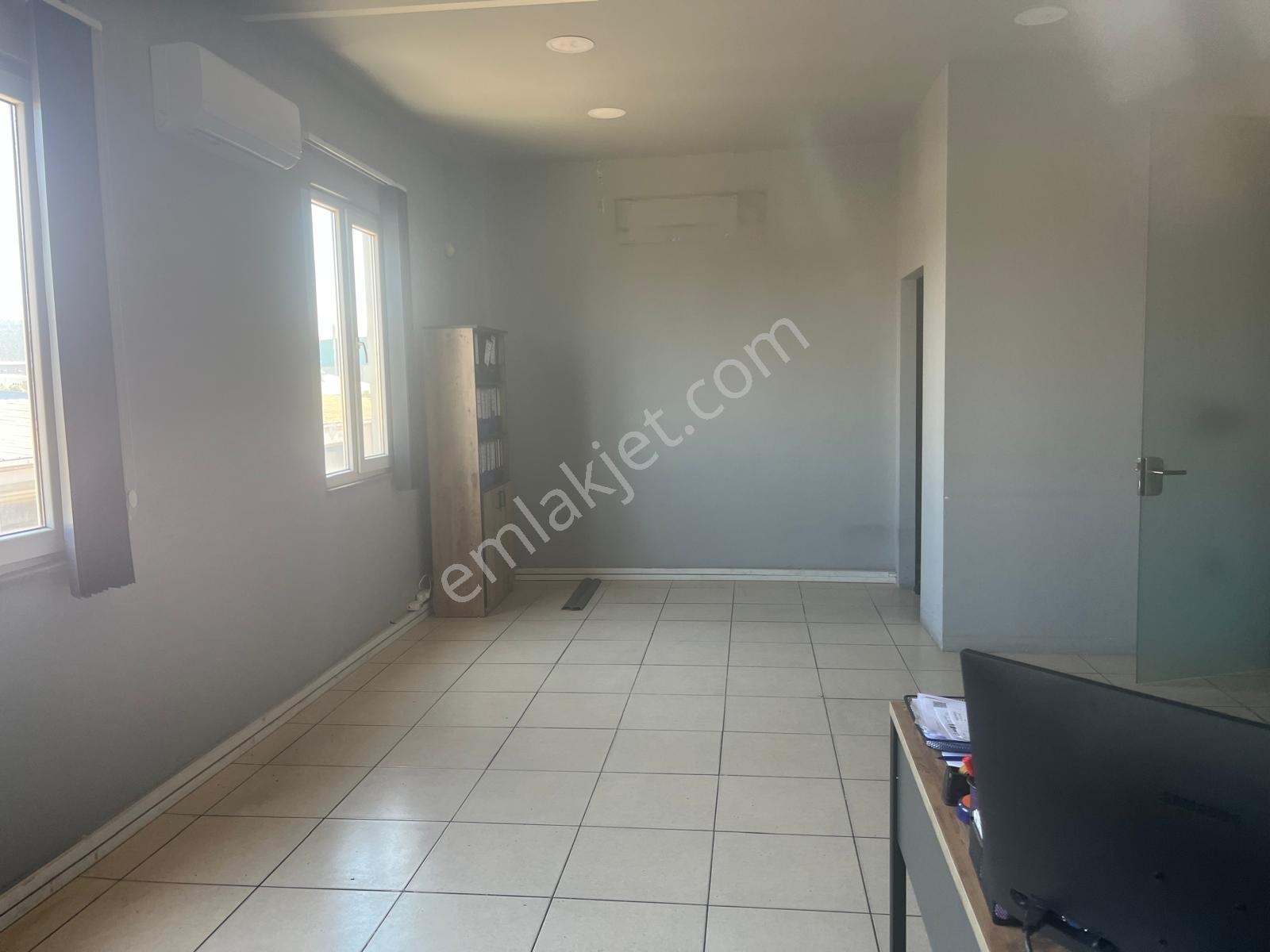 Tuzla Turgut Reis Sanayi Sitesin 200m2 Satılık Atölye İmalathane - Görsel 12
