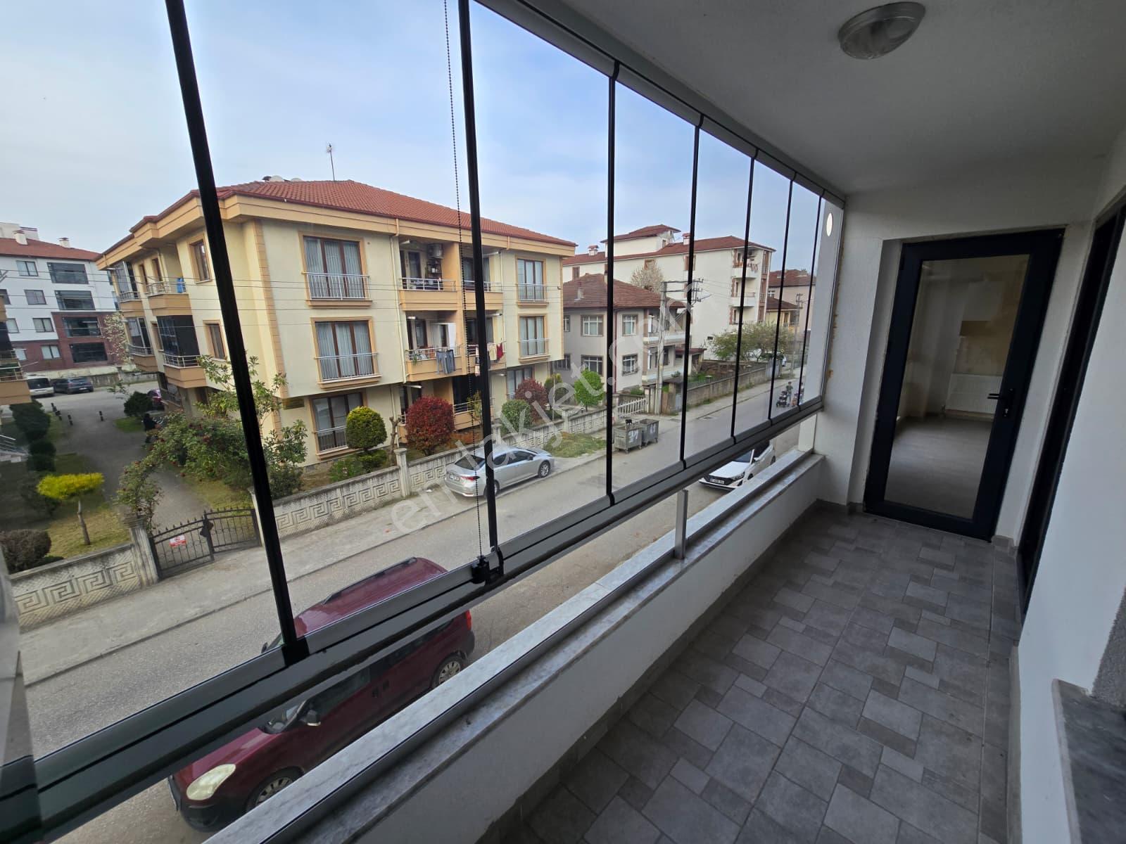 Düzce-merkez-nusrettinde Arakat-kapalı Otoparklı Satılık 3+1 - Görsel 6