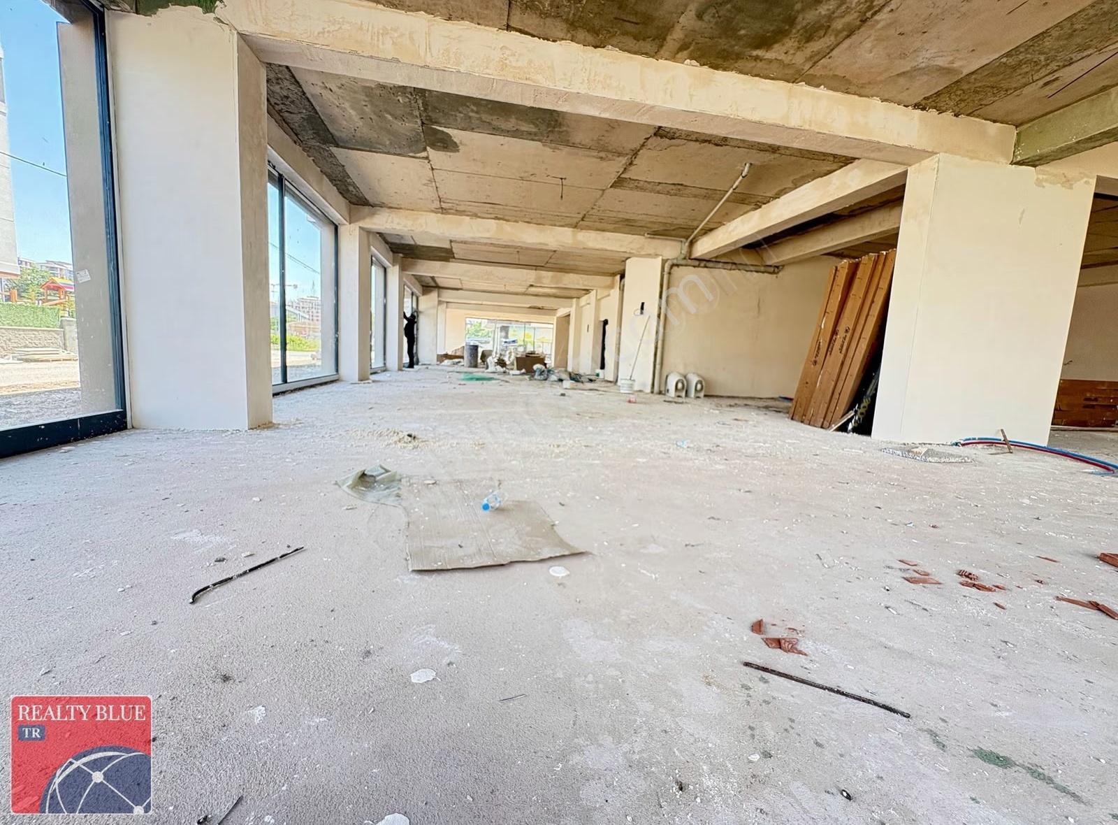 Sultanbeyli De Prestiji Binanın Altında Satılık 400 M2 Dükkan - Görsel 6