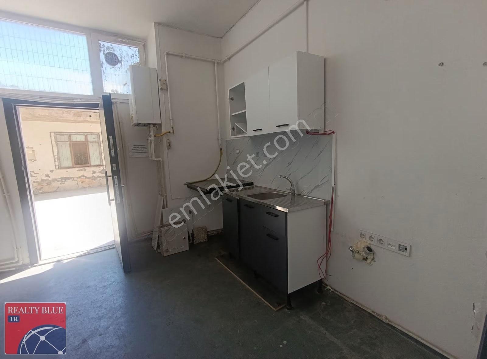 Yenidoğanda 1.500 M² Kiralık Üretim & Depo Alanı - Görsel 6