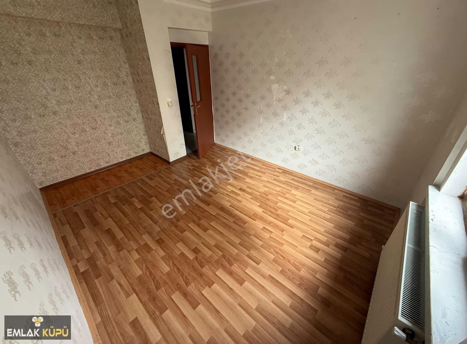 Ahimesut Mah. Merkez Sit.de Geniş Metrekarede 3+1 Kiralık Daire - Görsel 9