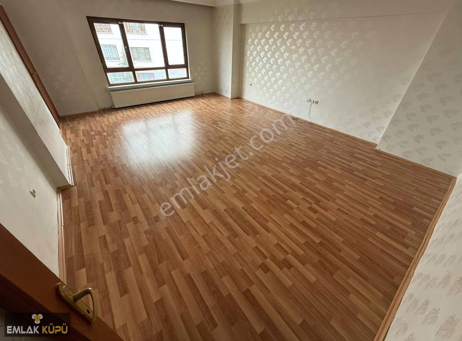 Ahimesut Mah. Merkez Sit.de Geniş Metrekarede 3+1 Kiralık Daire - Görsel 24