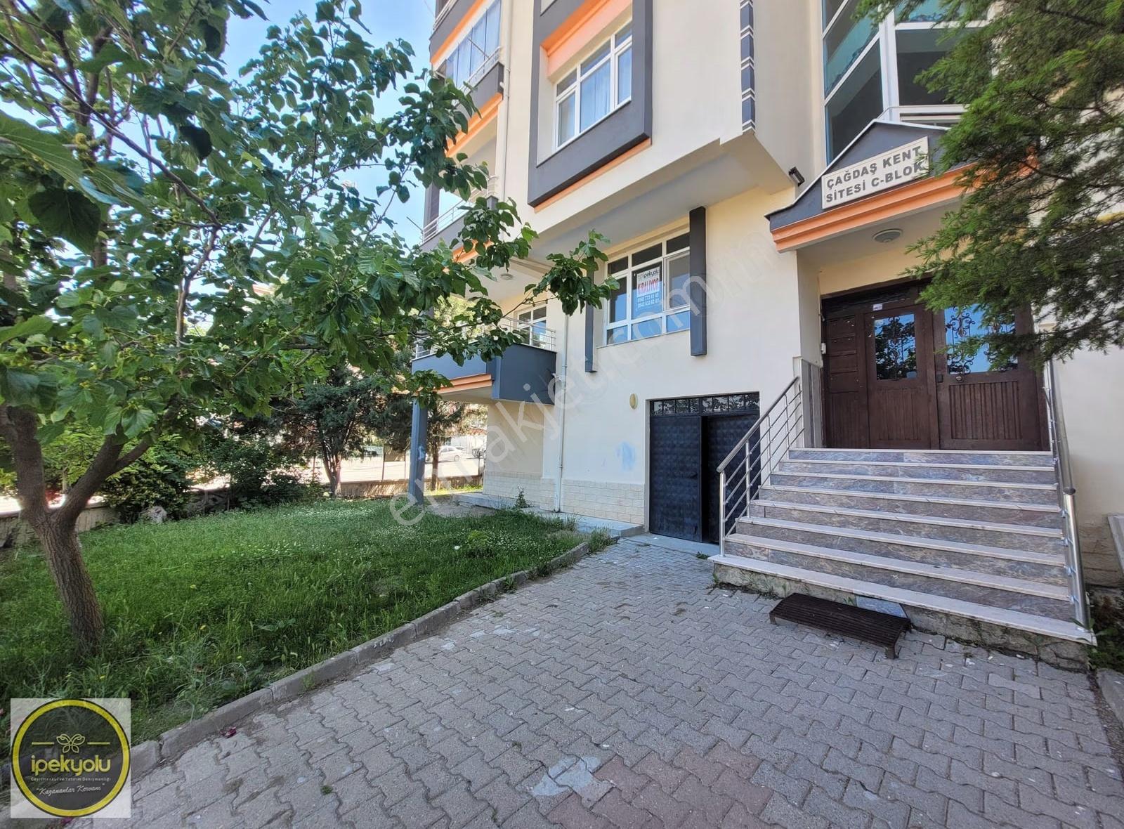 İpekyolu Gayrimenkul Başağaç Çağdaşkent 3+1 Kiralık Daire - Görsel 24