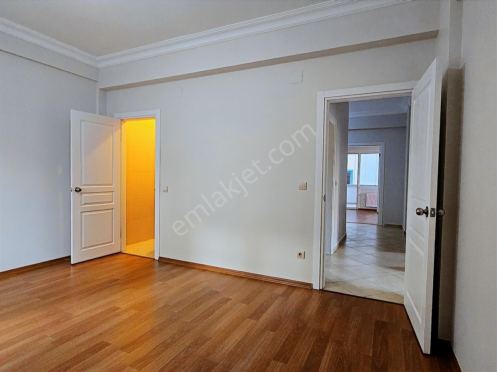 Boş! Finans Merkezi - Genç,butik,k.otoparklı Apt. 2 Balkonlu 3+1 - Görsel 35