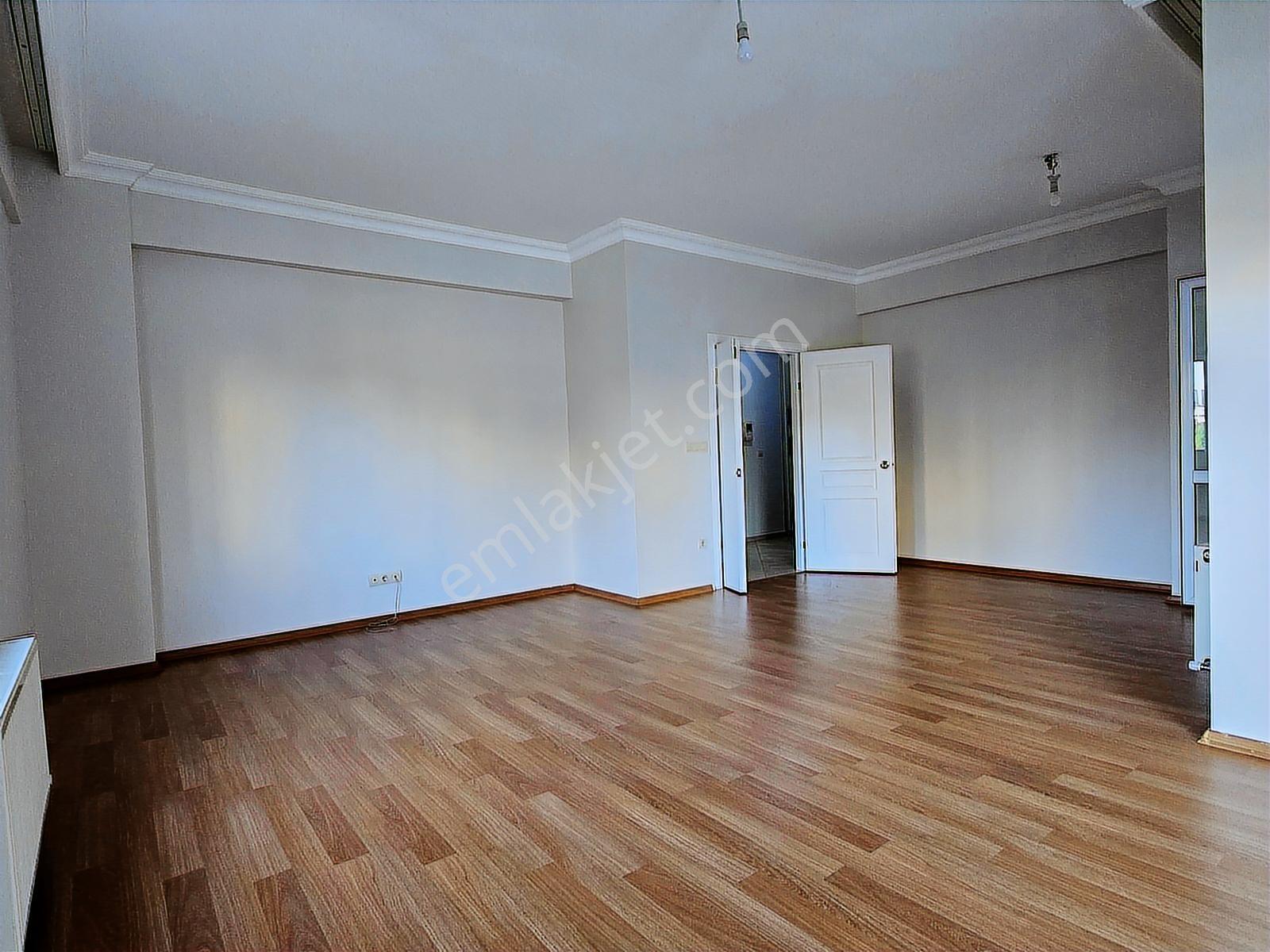Boş! Finans Merkezi - Genç,butik,k.otoparklı Apt. 2 Balkonlu 3+1 - Görsel 2