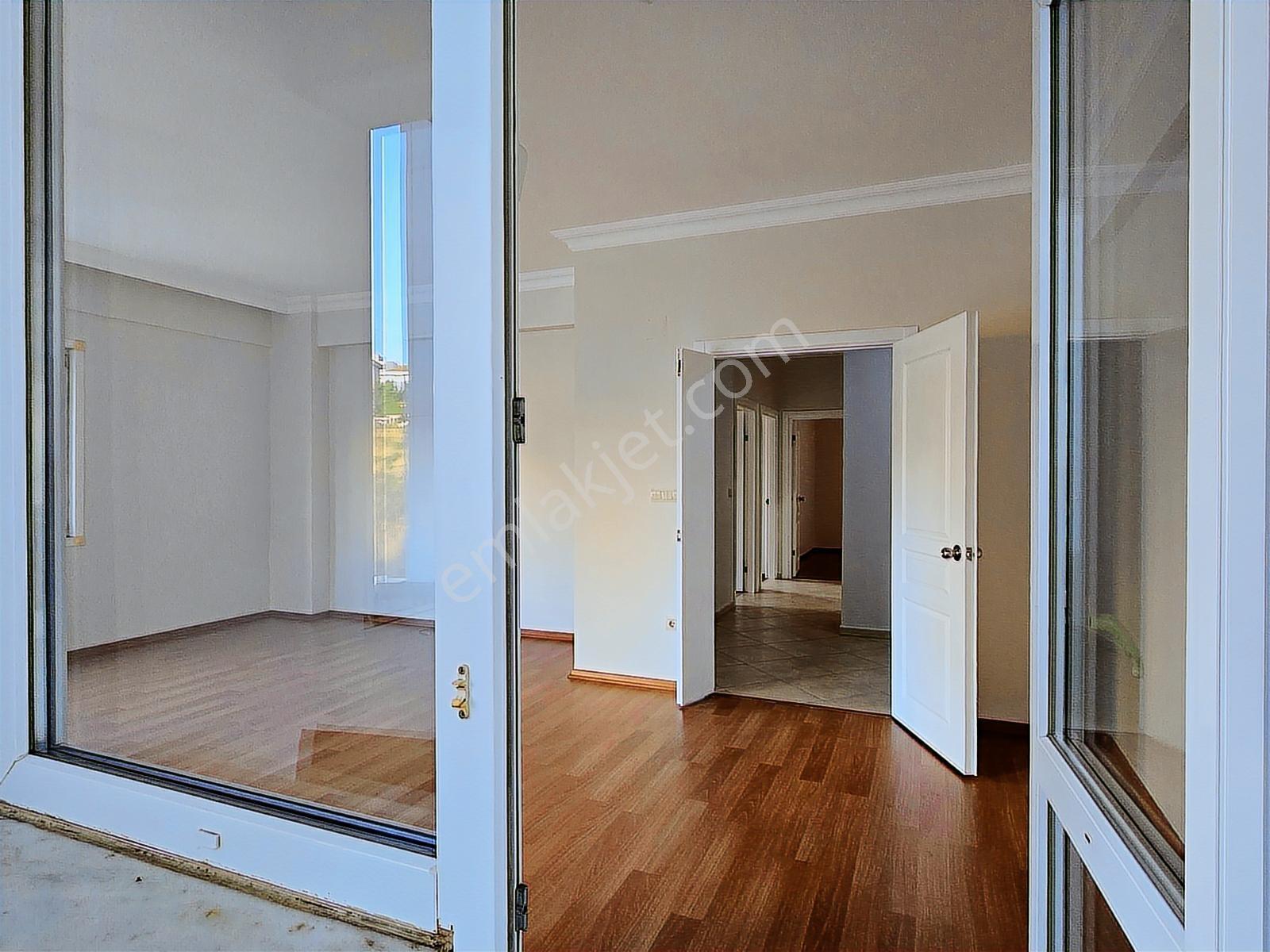 Boş! Finans Merkezi - Genç,butik,k.otoparklı Apt. 2 Balkonlu 3+1 - Görsel 14
