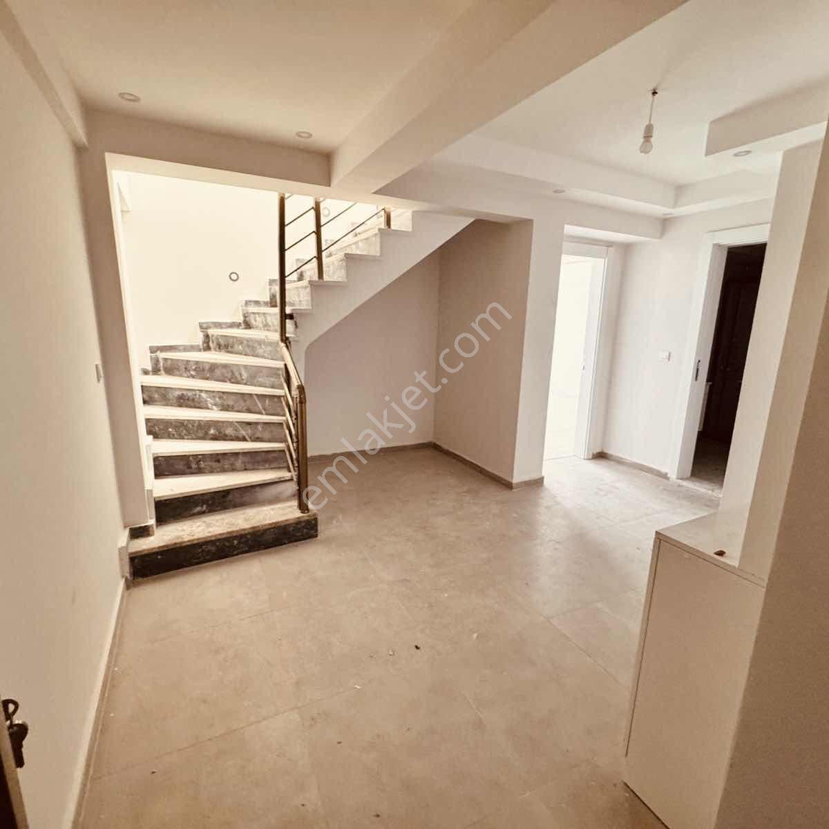 Dalaman Merkez'de 2.5+1 Kapalı Mutfak Kiralık Dubleks Daire; - Görsel 14