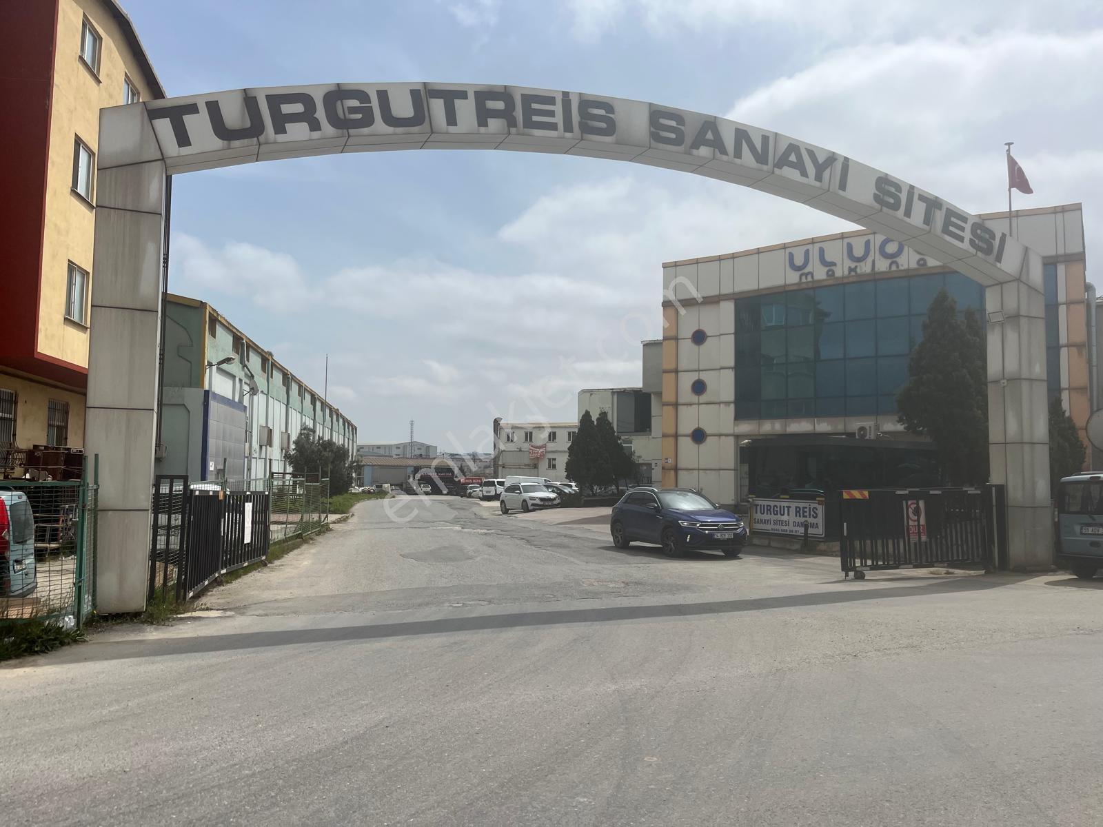 Tuzla Turgut Reis Sanayi Sitesin 150m2 Satılık Atölye İmalathane - Görsel 4