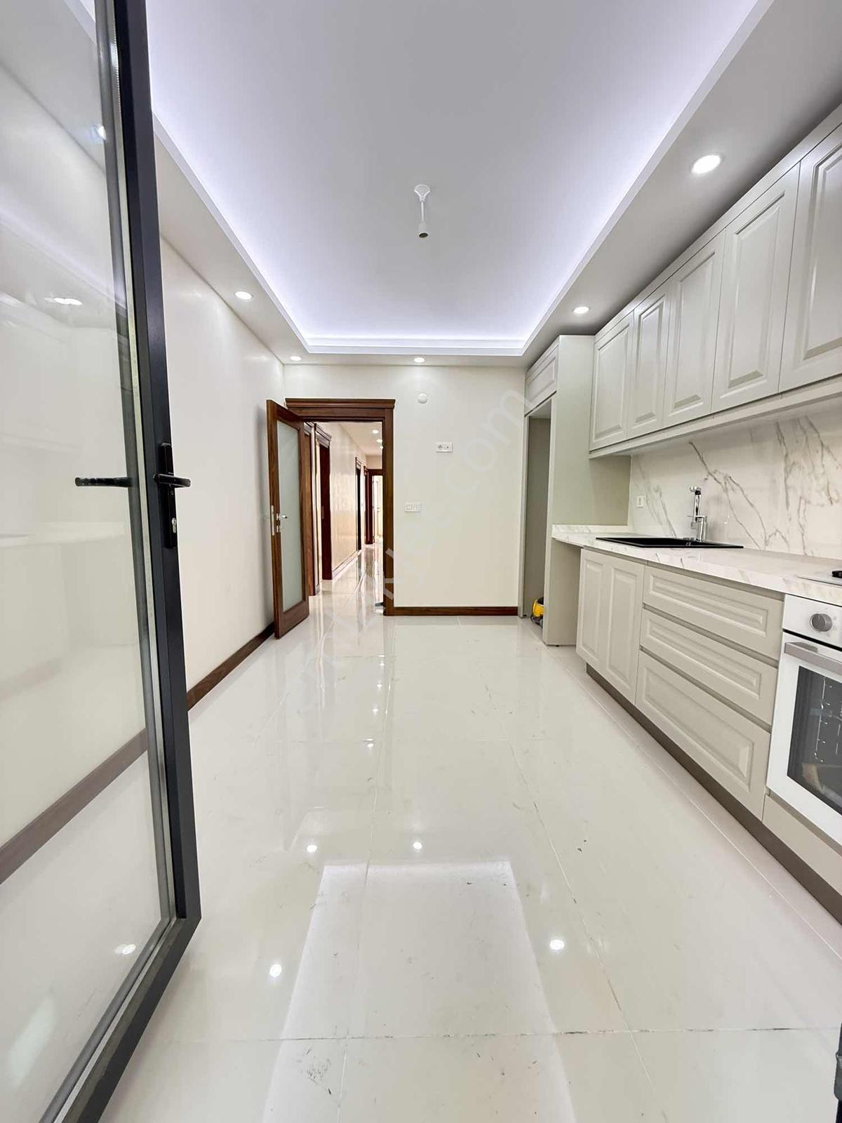 Beylikdüzü Marmarada Satılık Sıfır 3+1 Daire - Görsel 20