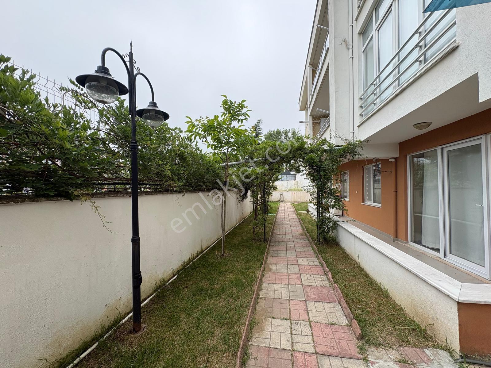 Kocaalide Yüzme Havuzlu Site İçerisinde Kiralık Eşyalı Daire - Görsel 8