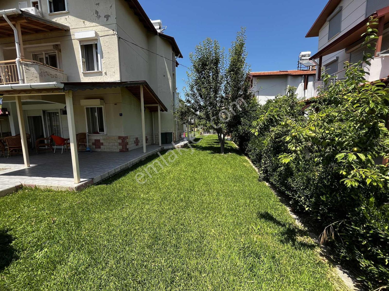 Kuşadası Davutlarda Kiralık 3+1 Villa - Görsel 28