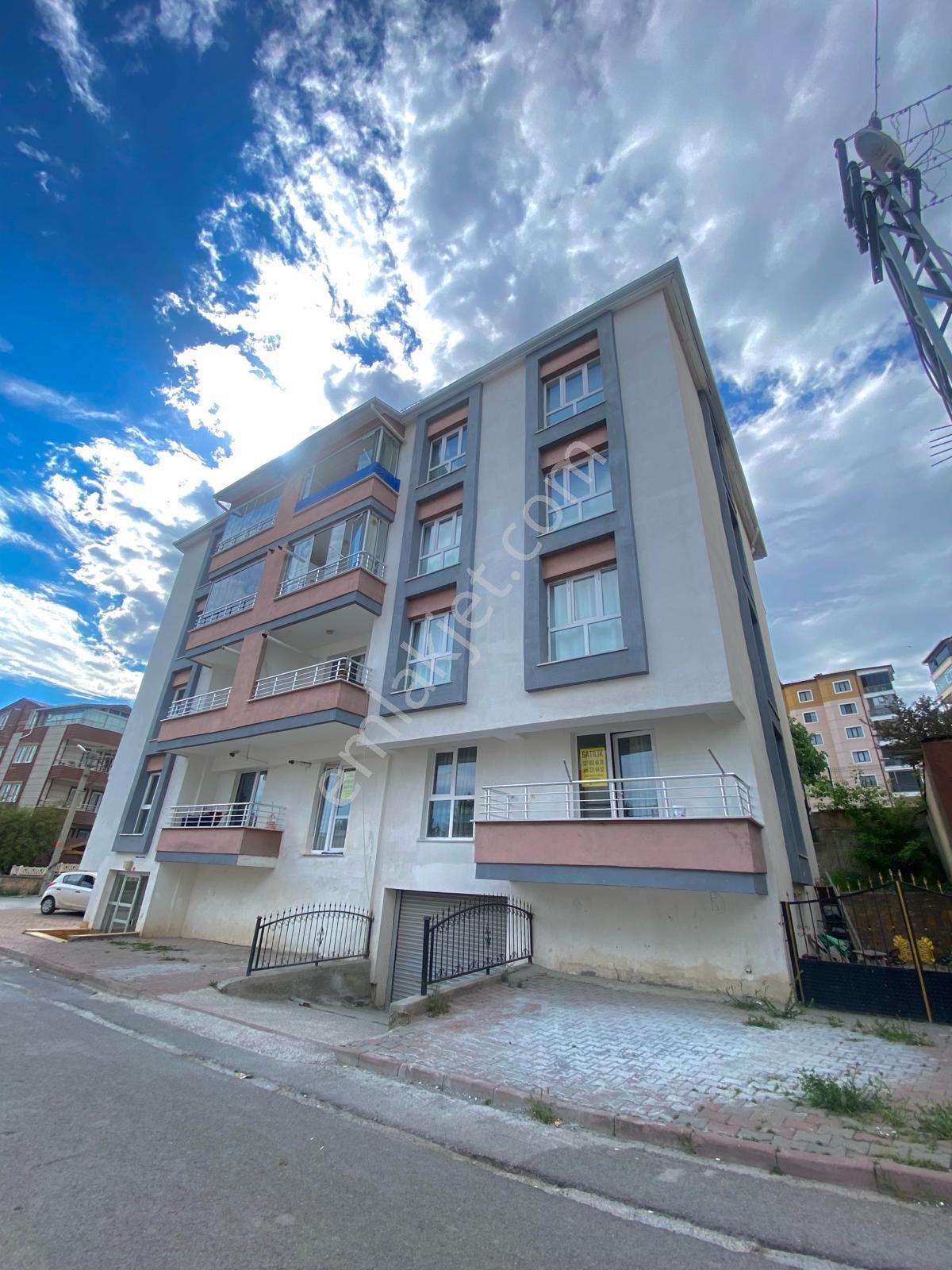 Turkuaz'dan Cuma Pazarı Yakını Komple Yapılı Satılık 3+1 Daire - Görsel 10