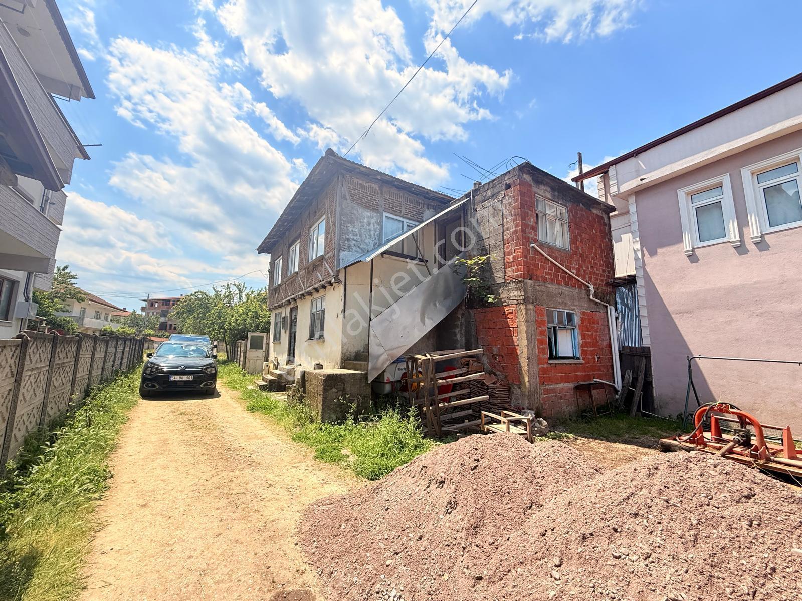 Köyde Hayat Var 160m2 Arsa İçinde 3+1 120m2 2 Katlı Mülk - Görsel 6