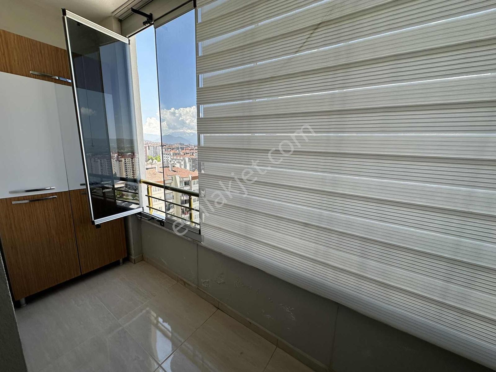İldem De 3+1 175m2 Giyinme Odalı Ebeveyn Banyolu İçi Full Yapılı - Görsel 27