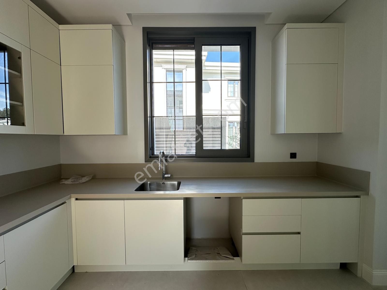Çınarköy / 5+2 / Kış Bahçeli / Kiralık Villa / - Görsel 4