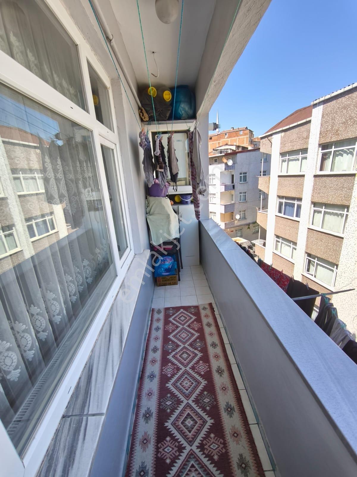 Kemer Mah.merkezi Konum Da Semt Pazarına Yakın 80 M²arakat Daire - Görsel 3