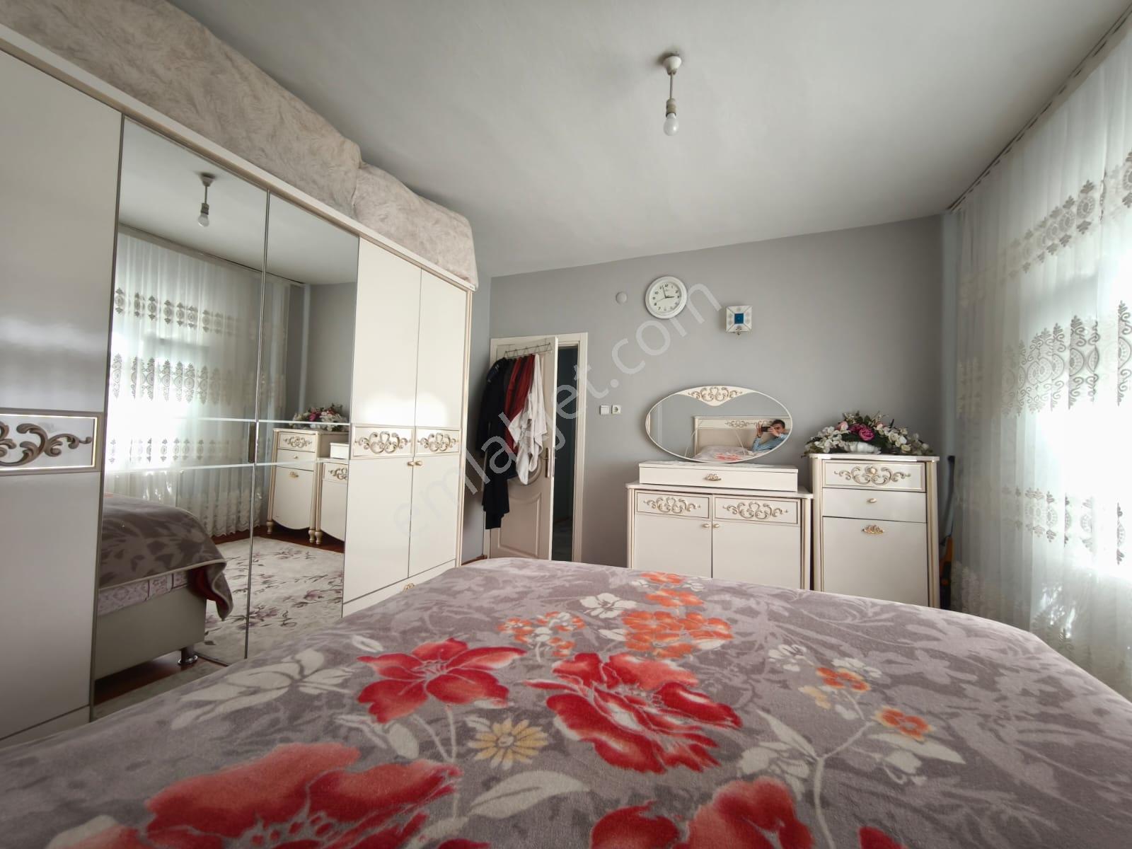 Kemer Mah.merkezi Konum Da Semt Pazarına Yakın 80 M²arakat Daire - Görsel 12