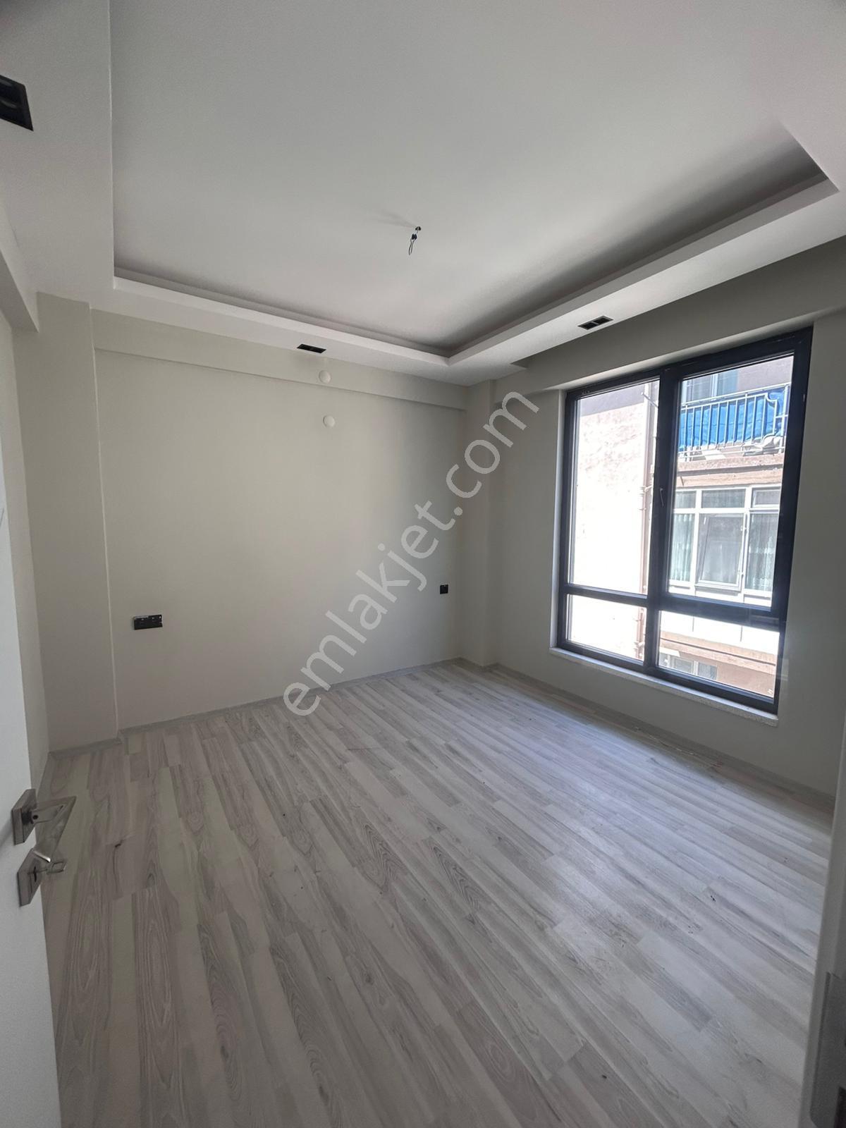 Afyon Üçok Emlaktan Cumhuriyet Mah 1+1 Sıfır Ayarında Satılık Daire - Görsel 15