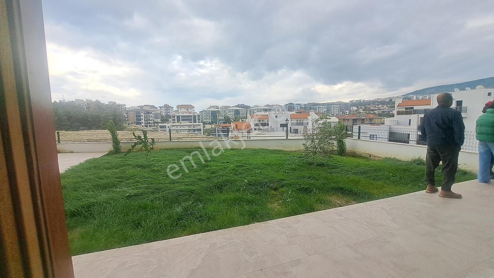 Kuşadası Aydın Yolu Ege Mahallesi Girişi Havuzlu Daire - Görsel 17