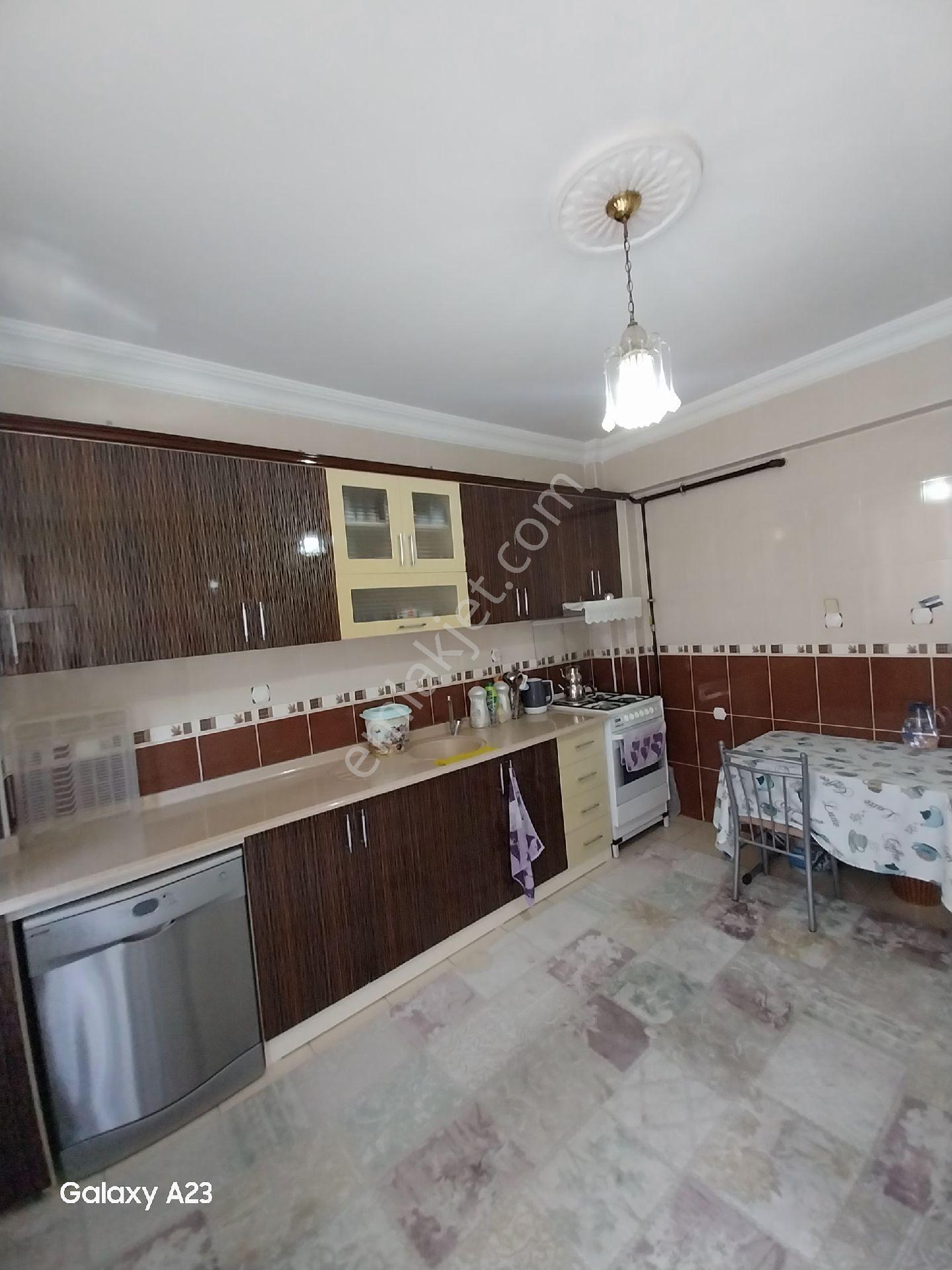 Karaaslanda Satlık 3+1 155 M2 Geniş - Görsel 8