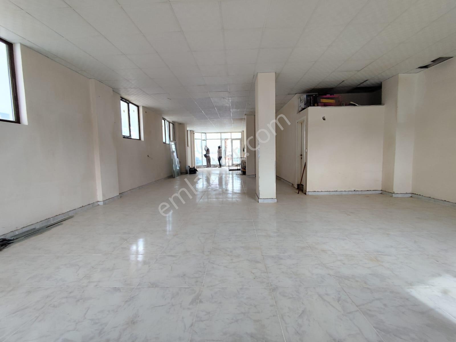 Lobby Fortis 'ten Buldan Ana Caddede 125 M2 Satılık İşyeri - Görsel 2