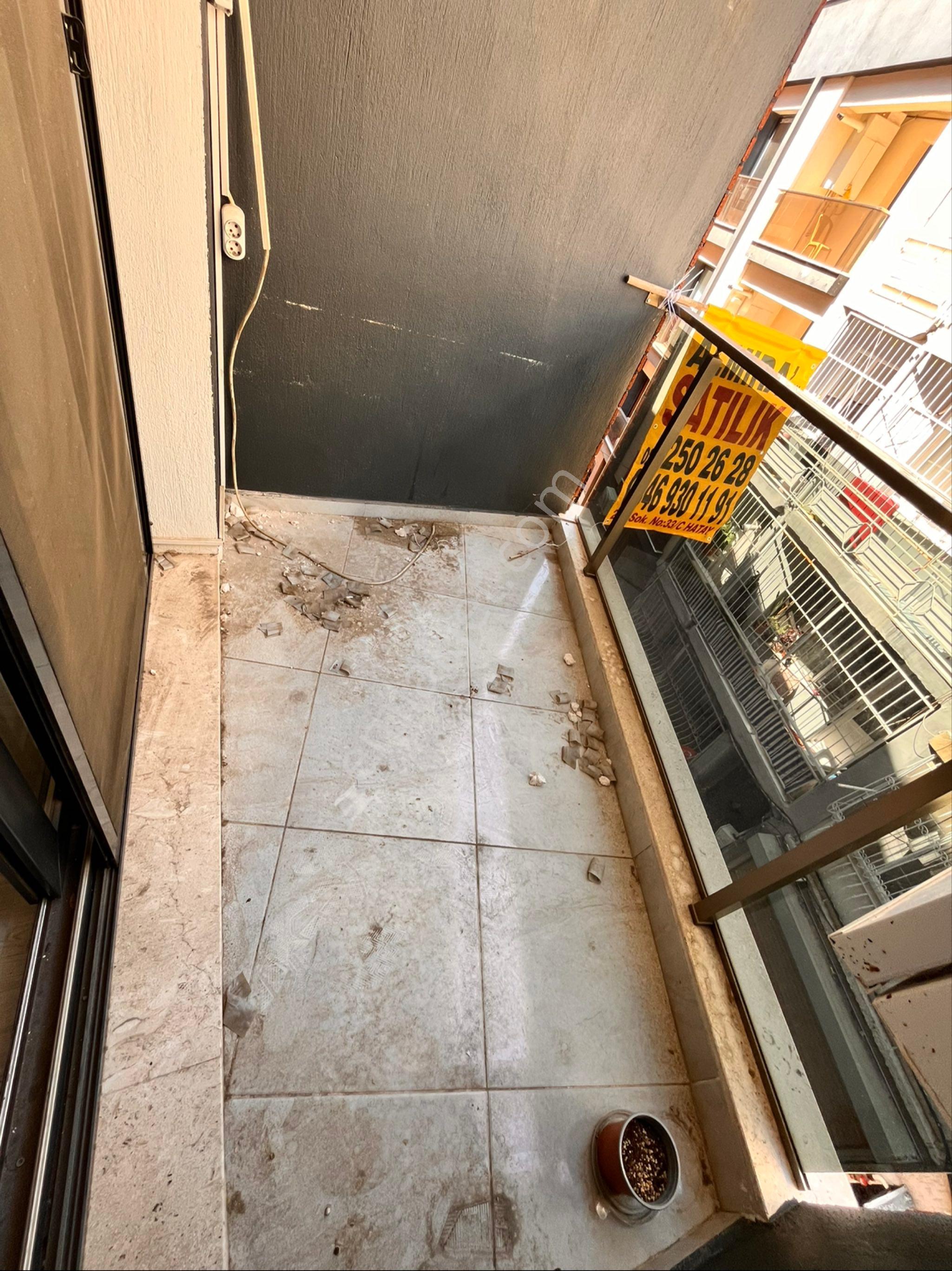 İzmir Konak Atılla Mahallesinde 3+1 120m2 Arakat Asansörlü Otoparklı Yeni Bina - Görsel 21