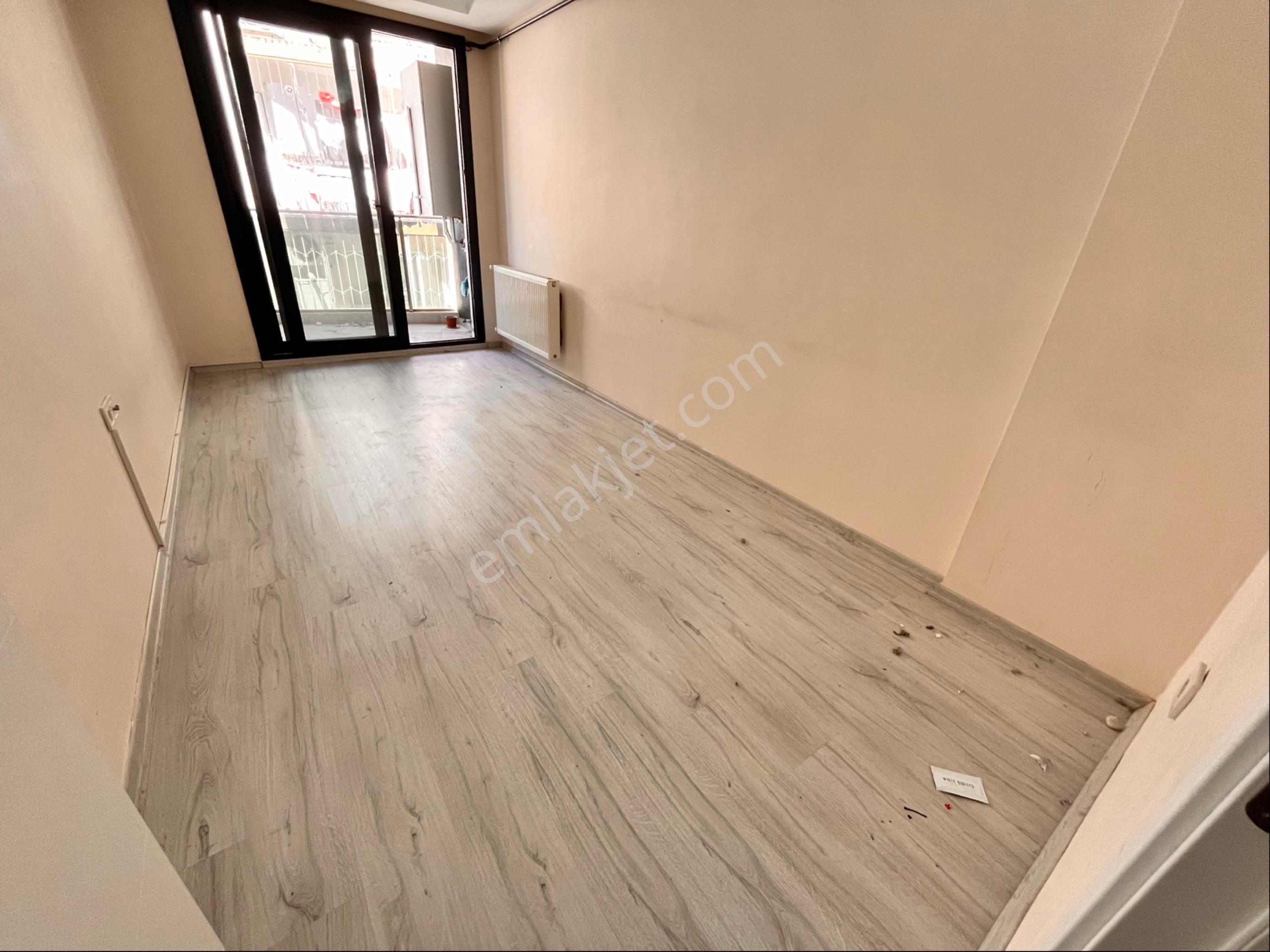 İzmir Konak Atılla Mahallesinde 3+1 120m2 Arakat Asansörlü Otoparklı Yeni Bina - Görsel 8