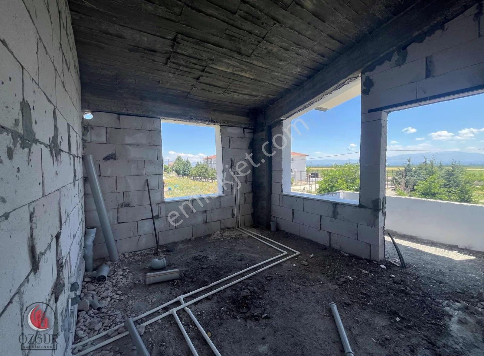 Özgür'den Yazıhan Merkezde 682 M² Arsalı Natamam Villa - Görsel 13