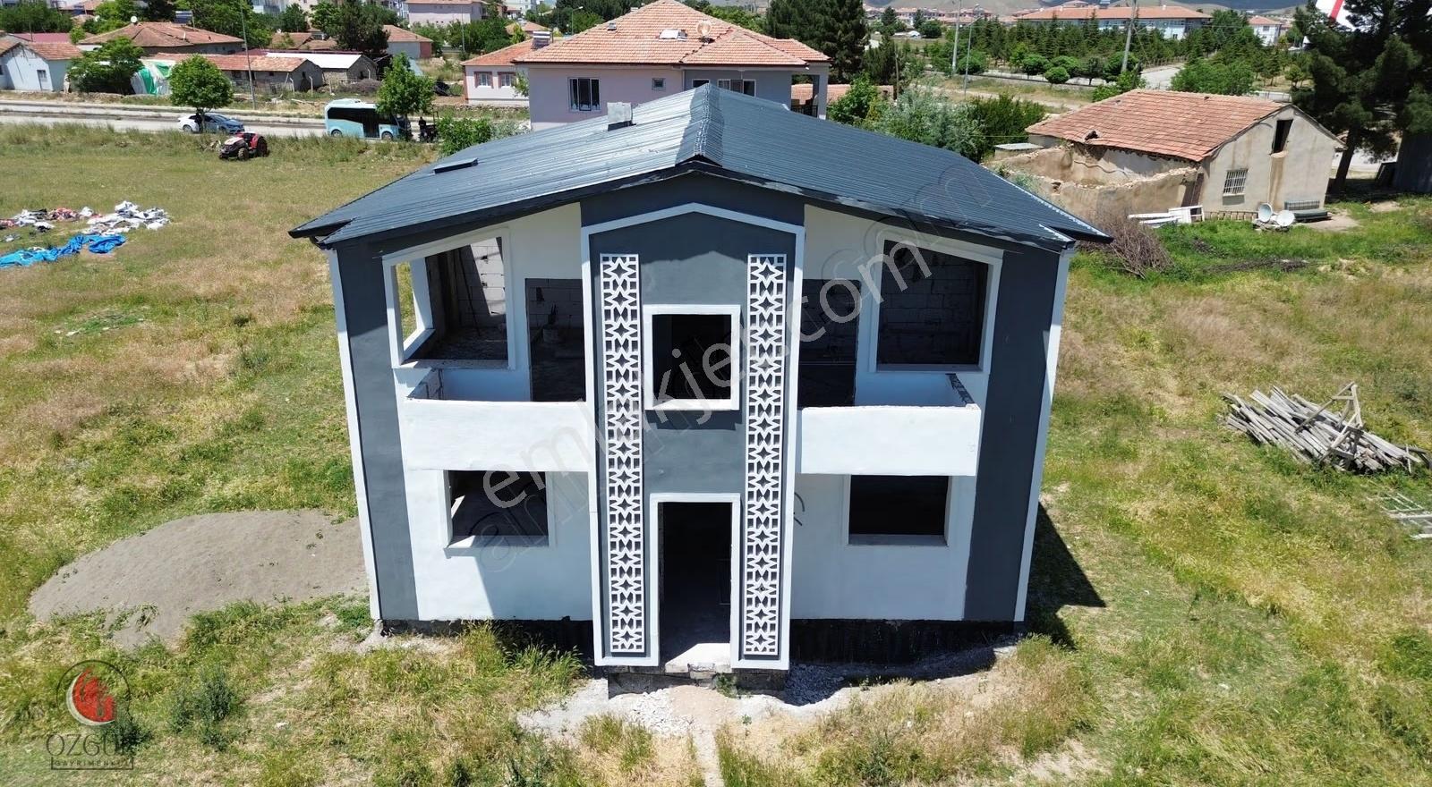 Özgür'den Yazıhan Merkezde 682 M² Arsalı Natamam Villa - Görsel 16