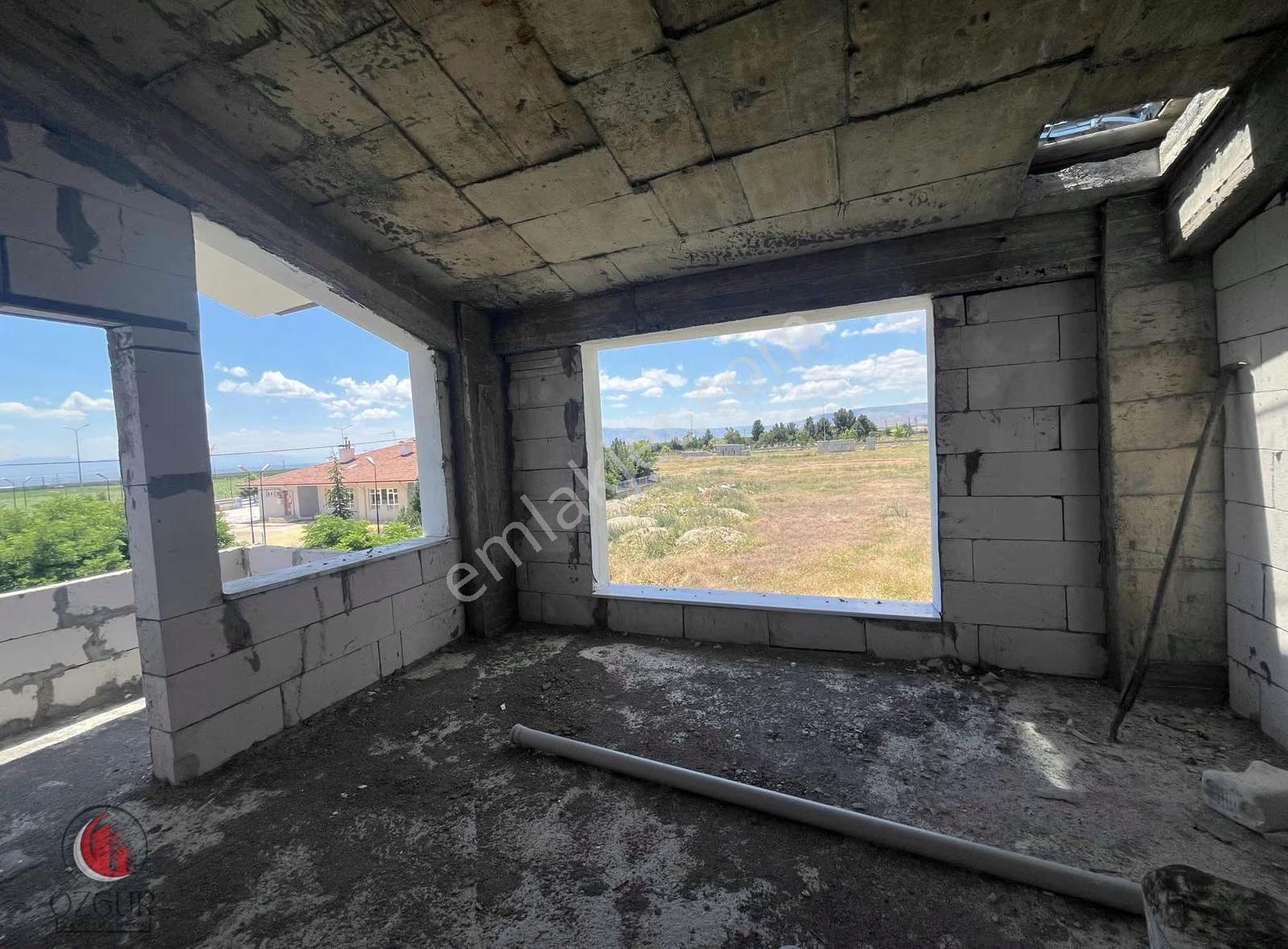 Özgür'den Yazıhan Merkezde 682 M² Arsalı Natamam Villa - Görsel 15