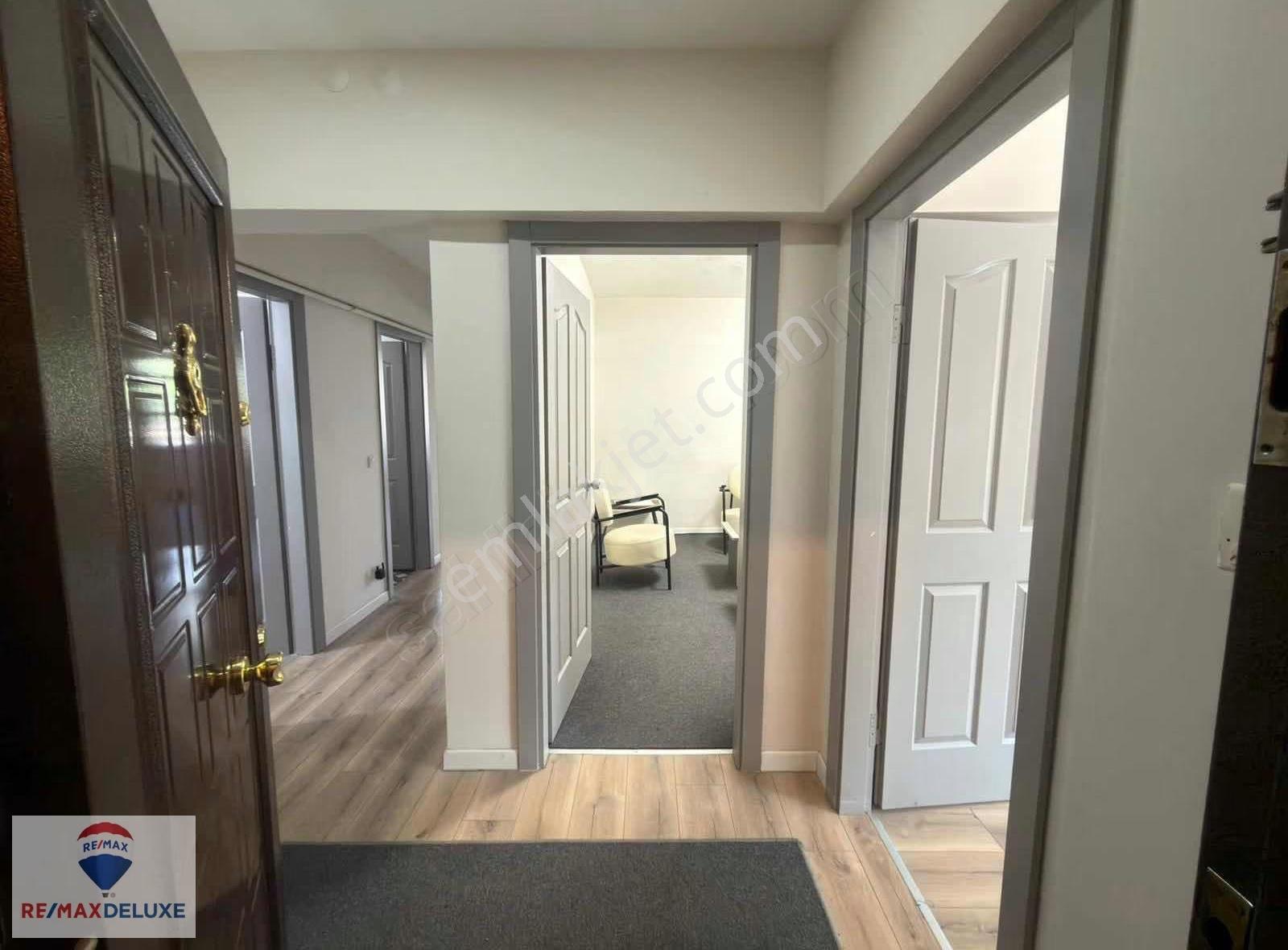 İzmit Merkezde 1. Kat Ofis İşletmelerine Uygun Kiralık 3+1 Daire - Görsel 2