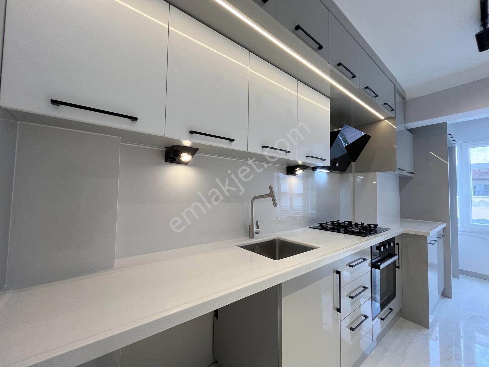 ▀güç'ten İkizçay'da Ultra Lüx Yenilenmiş Denize Yakın 2+1 Daire▀ - Görsel 2