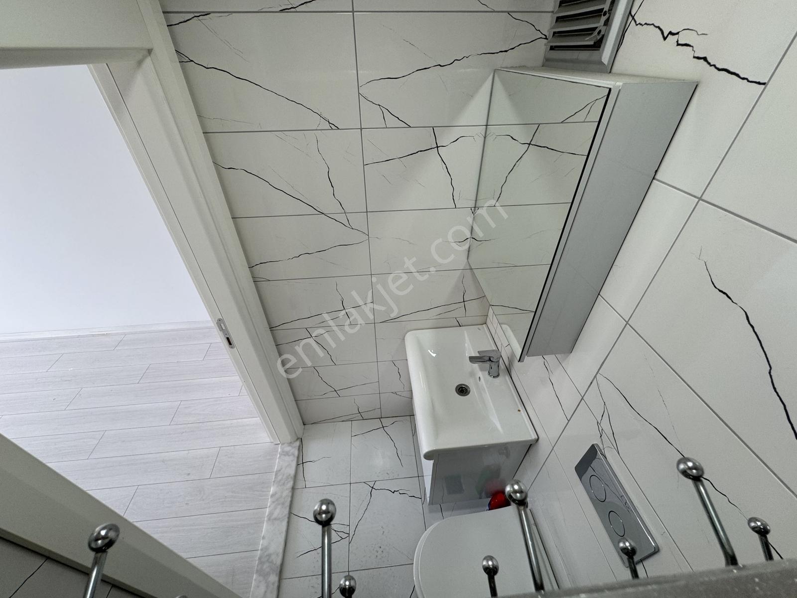 ▀güç'ten İkizçayda Yüzme Havuzlu & Otoparklı Ultra Lüx 3+1 Daire - Görsel 24
