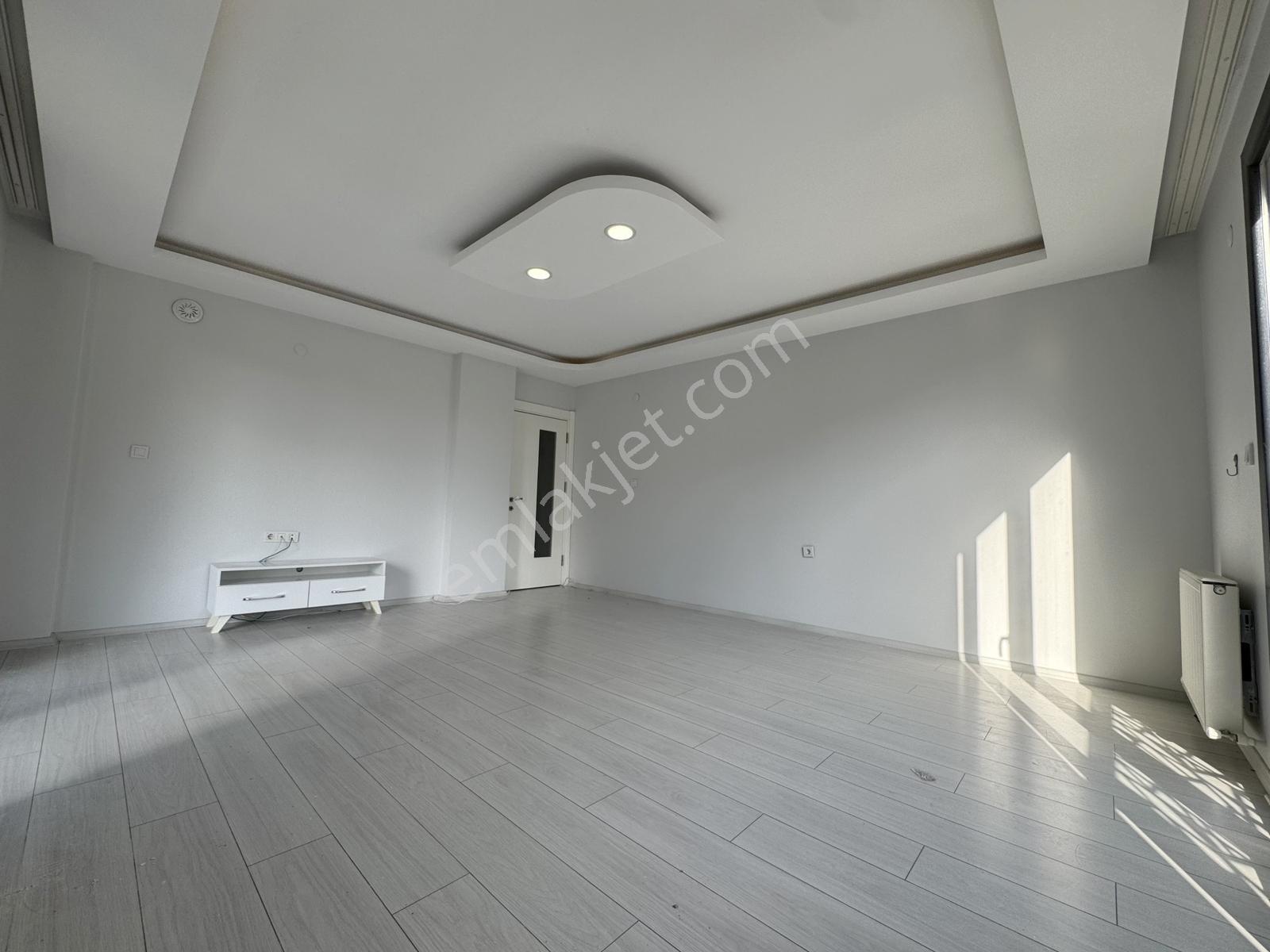 ▀güç'ten İkizçayda Yüzme Havuzlu & Otoparklı Ultra Lüx 3+1 Daire - Görsel 6
