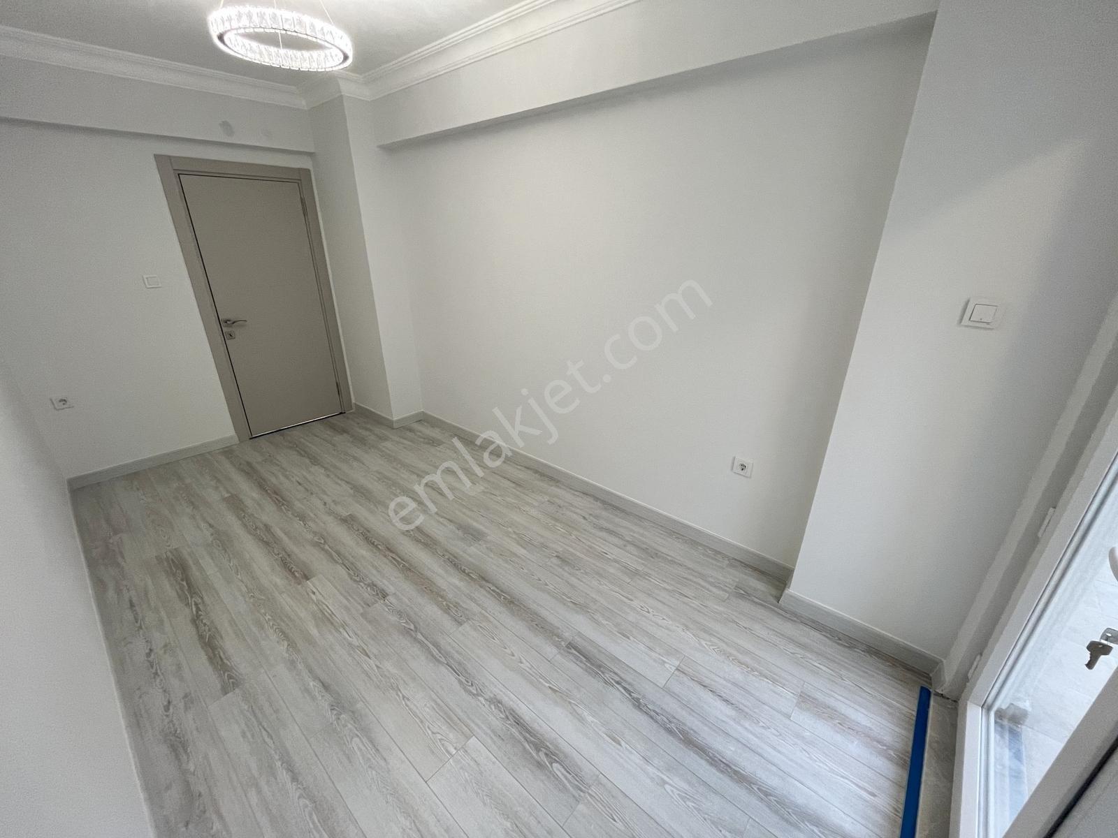 ▀güç'ten İkizçayda Ayrı Mutfak Ultra Lüx Tasarım Geniş 3+1 Daire - Görsel 25