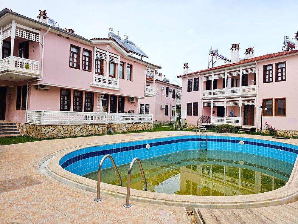 Goldhouse Dan Satılık Foça Da Kendine Has Dokusu Olan 2+1