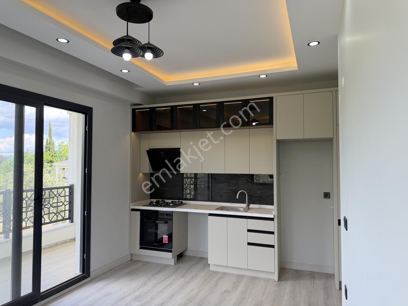 ▀güç'ten Gürede Kazdağları Manzaralı Lüx Tasarım Sıfır 2+1 Daire - Görsel 8