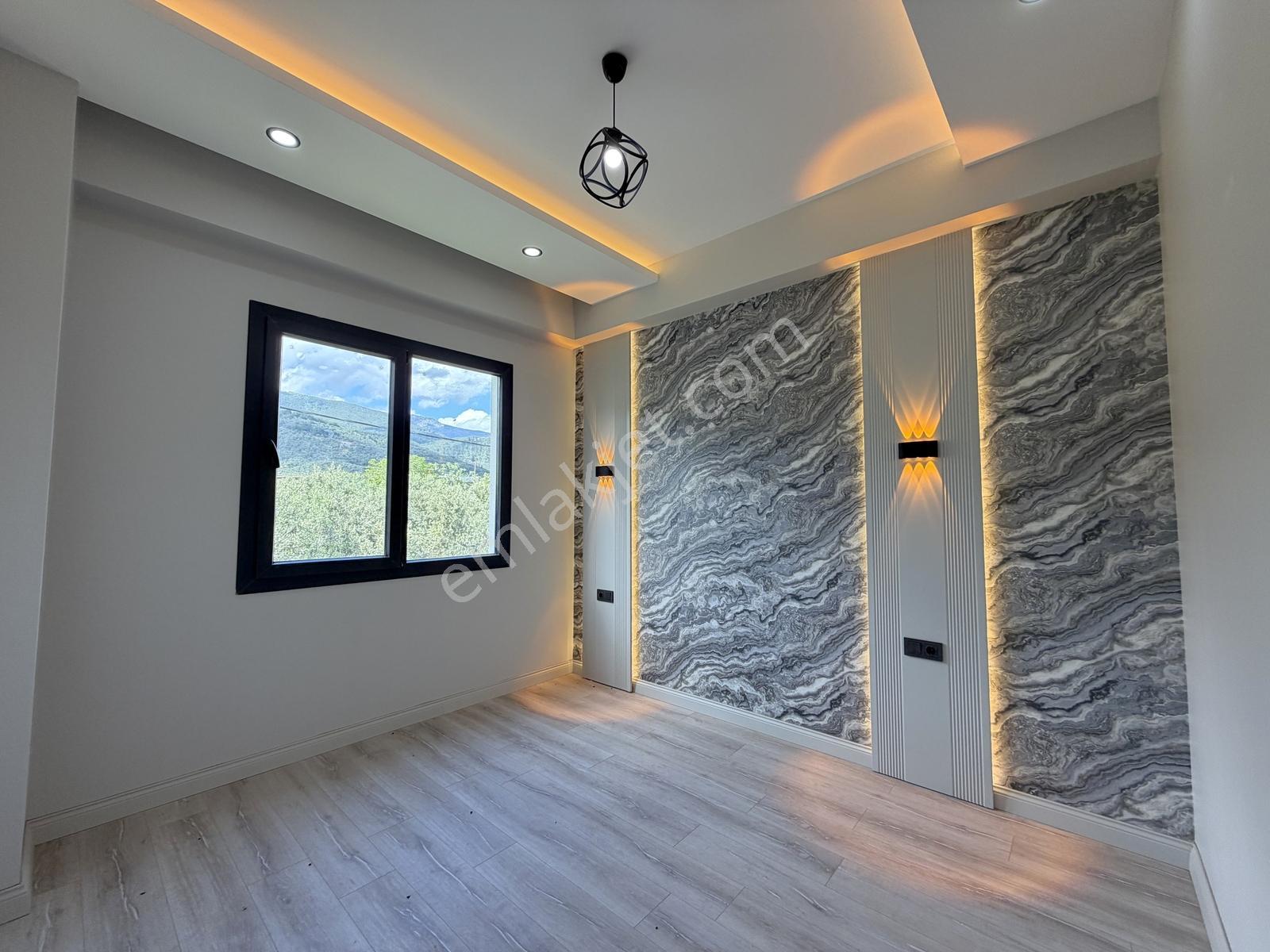 ▀güç'ten Gürede Kazdağları Manzaralı Lüx Tasarım Sıfır 2+1 Daire - Görsel 18