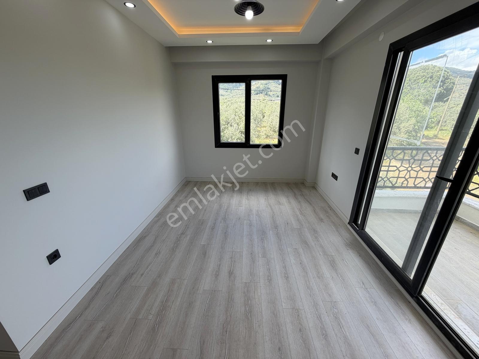 ▀güç'ten Gürede Kazdağları Manzaralı Lüx Tasarım Sıfır 2+1 Daire - Görsel 14