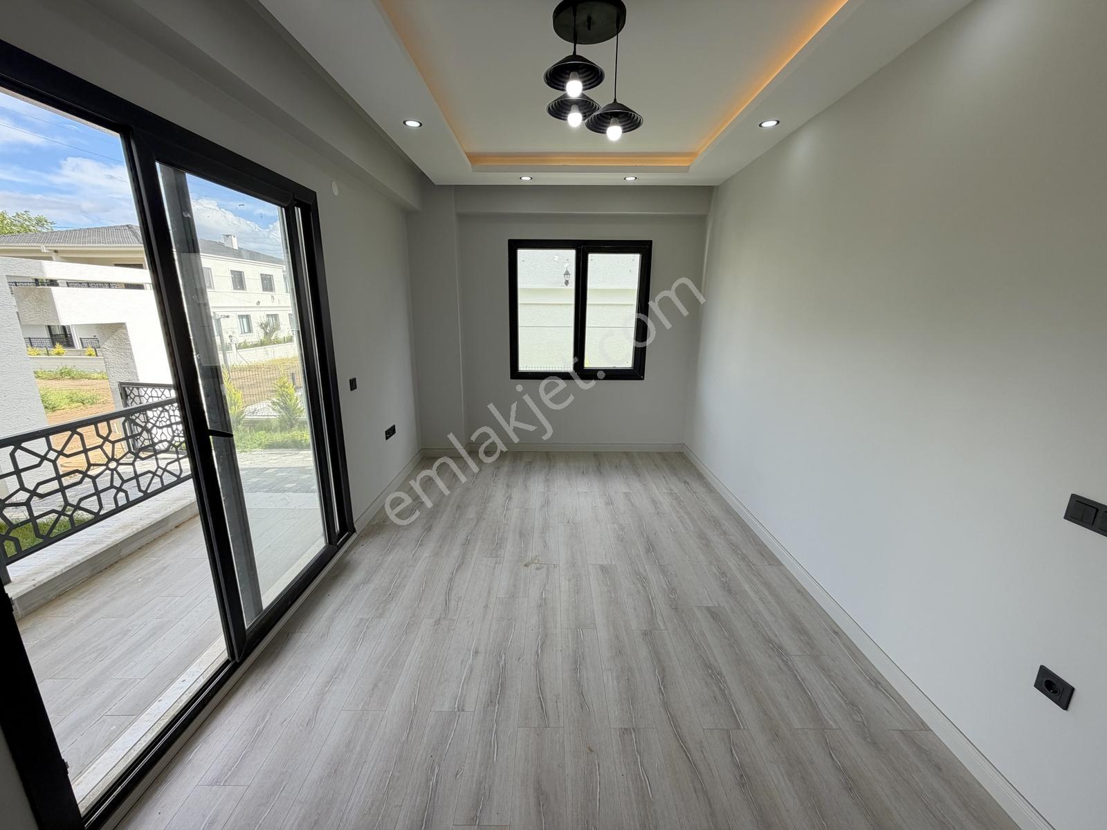▀güç'ten Güre'de Geniş Bahçeli Kazdağı Manzaralı Sıfır 2+1 Daire - Görsel 5