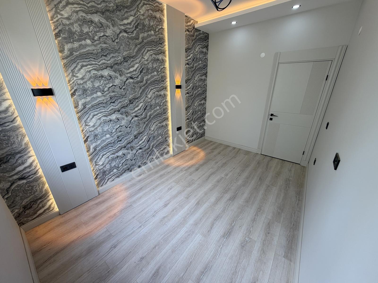 ▀güç'ten Güre'de Geniş Bahçeli Kazdağı Manzaralı Sıfır 2+1 Daire - Görsel 21