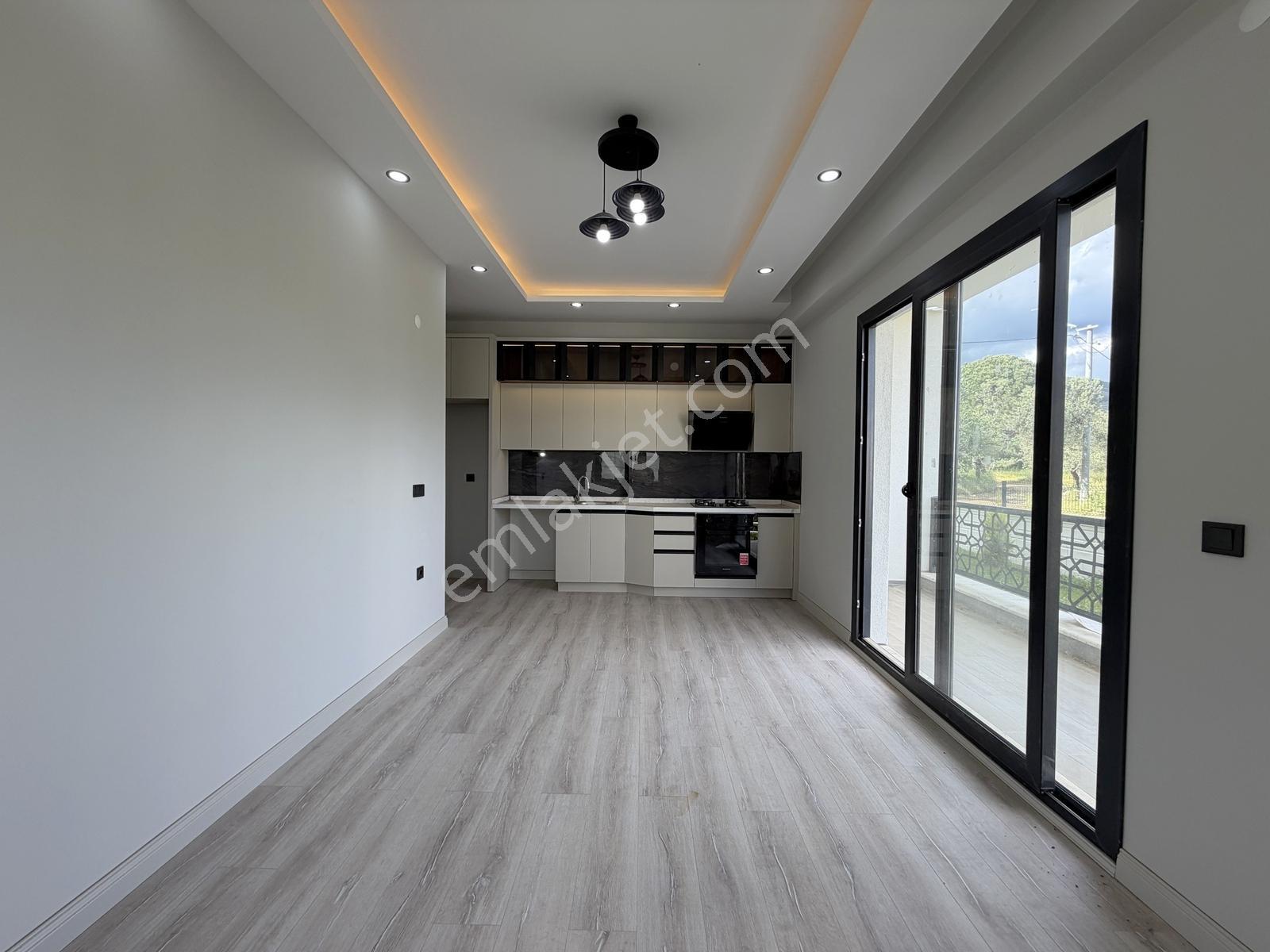 ▀güç'ten Güre'de Geniş Bahçeli Kazdağı Manzaralı Sıfır 2+1 Daire - Görsel 32