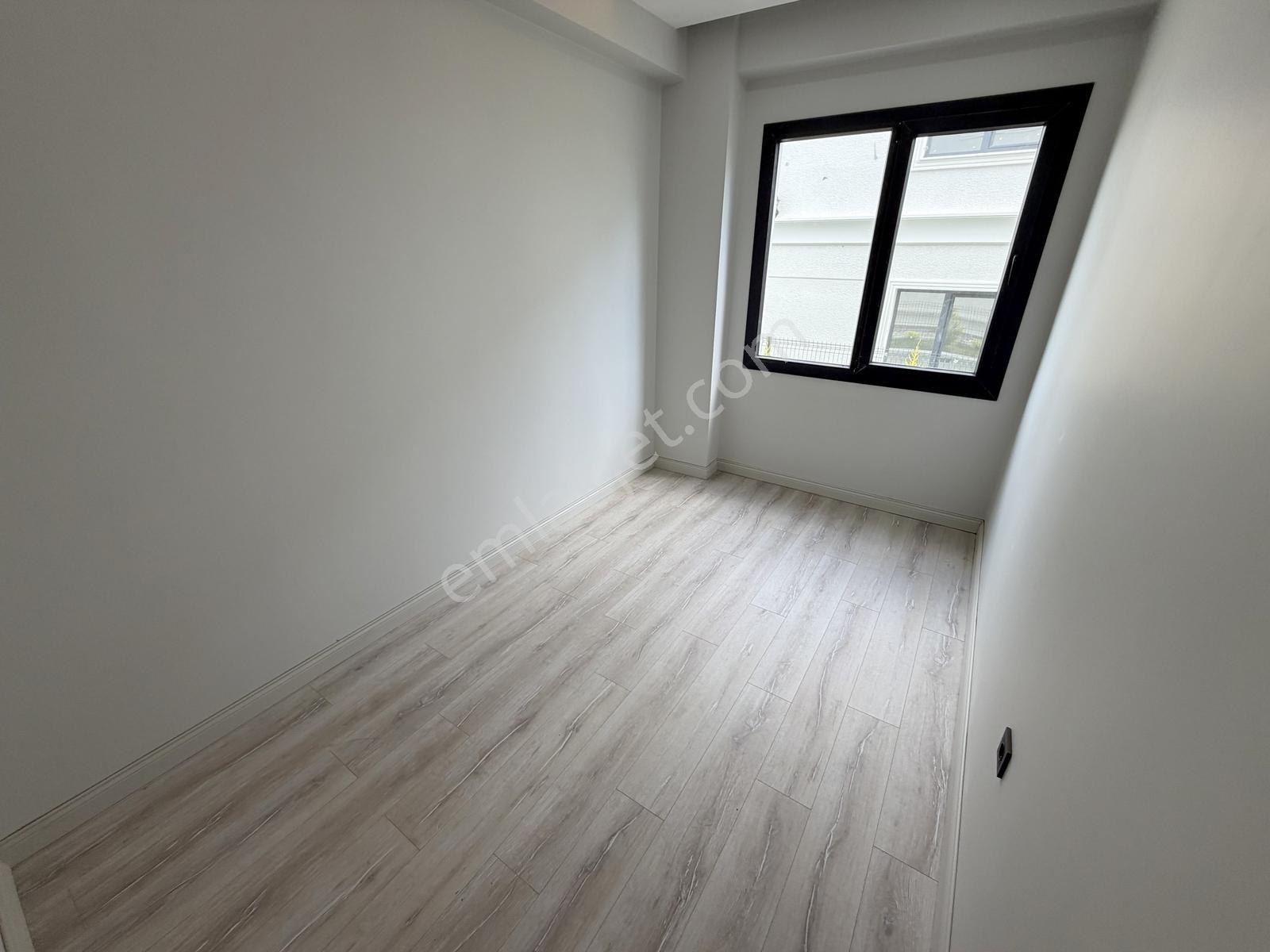 ▀güç'ten Güre'de Geniş Bahçeli Kazdağı Manzaralı Sıfır 2+1 Daire - Görsel 23