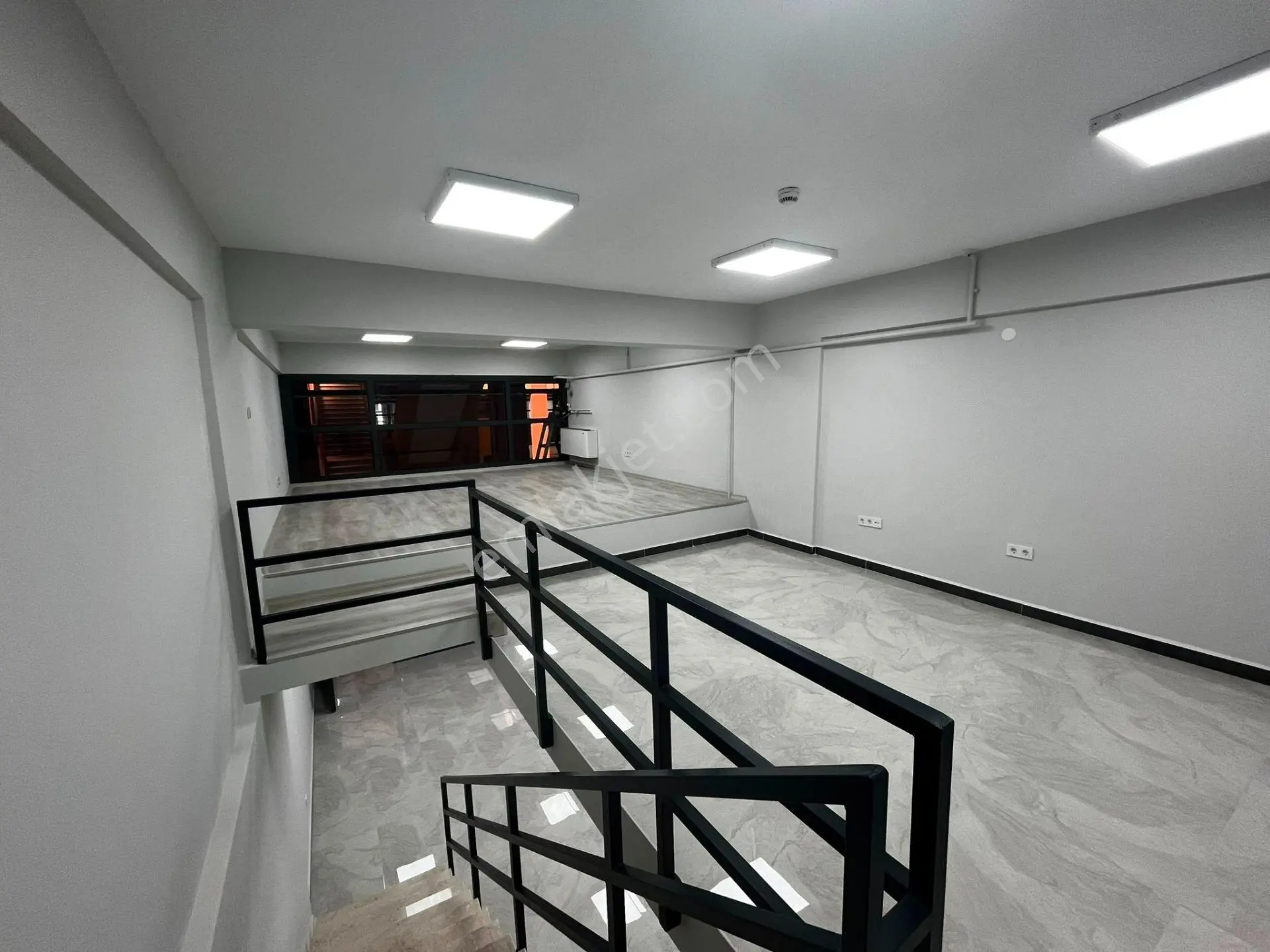 Em-of Emlak'tan Giriş Kat 100 M2 Şık Yapılı Kiralık İş Yeri - Görsel 5