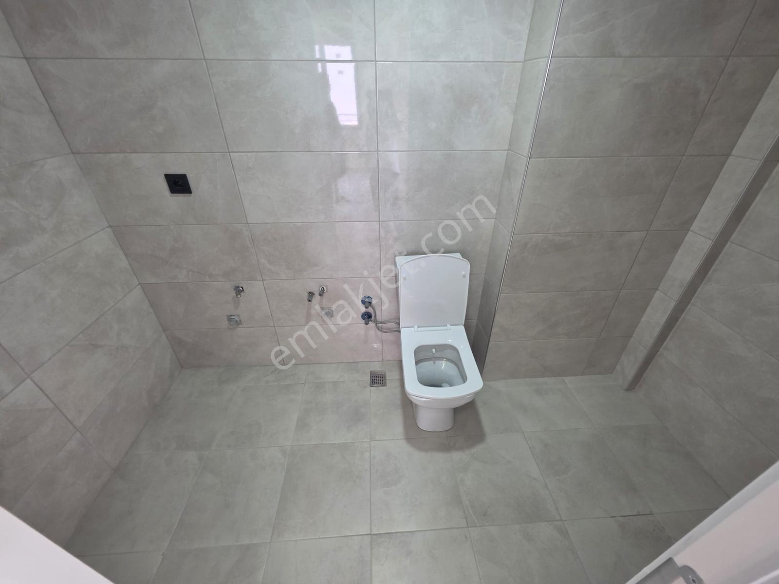 Hatip Mahallesinde 2+1 Güney Cephe İskanlı Satılık Daire - Görsel 3