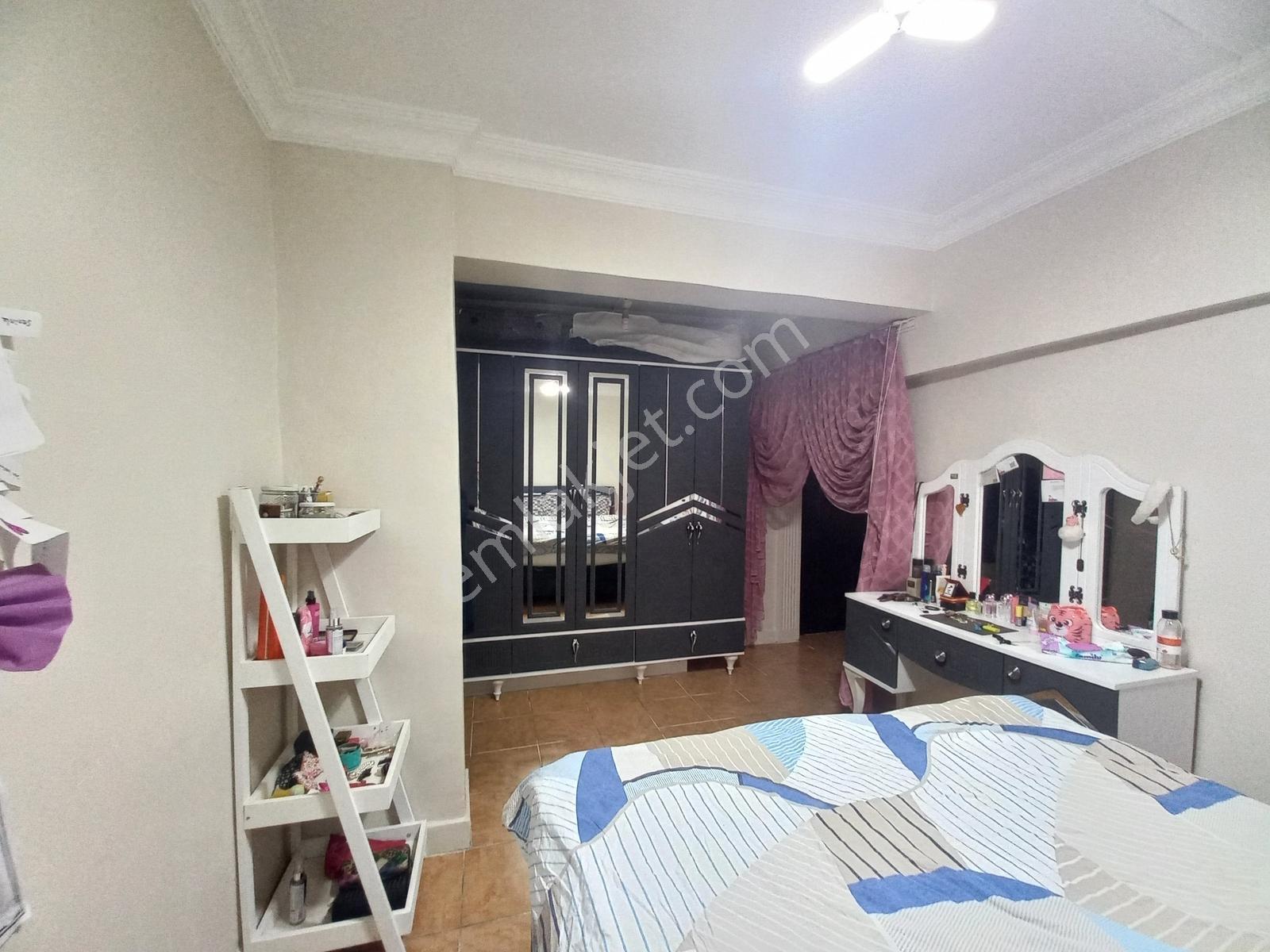 Şeref Emlak Satılık Bahçekatı Daire 3,600,000 Tl - Görsel 23