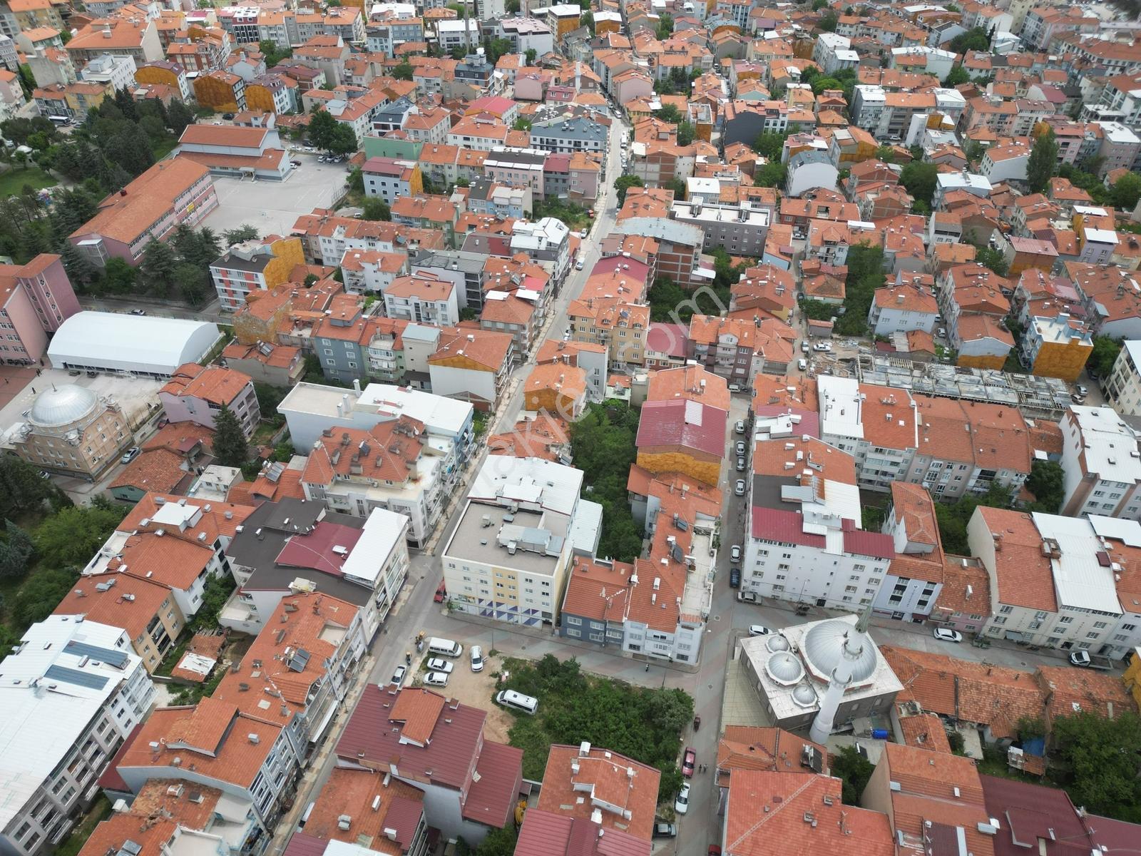 Favori'den Barbaros Cd 841 M2 Köşe Parsel | B-4 İmar - Görsel 3