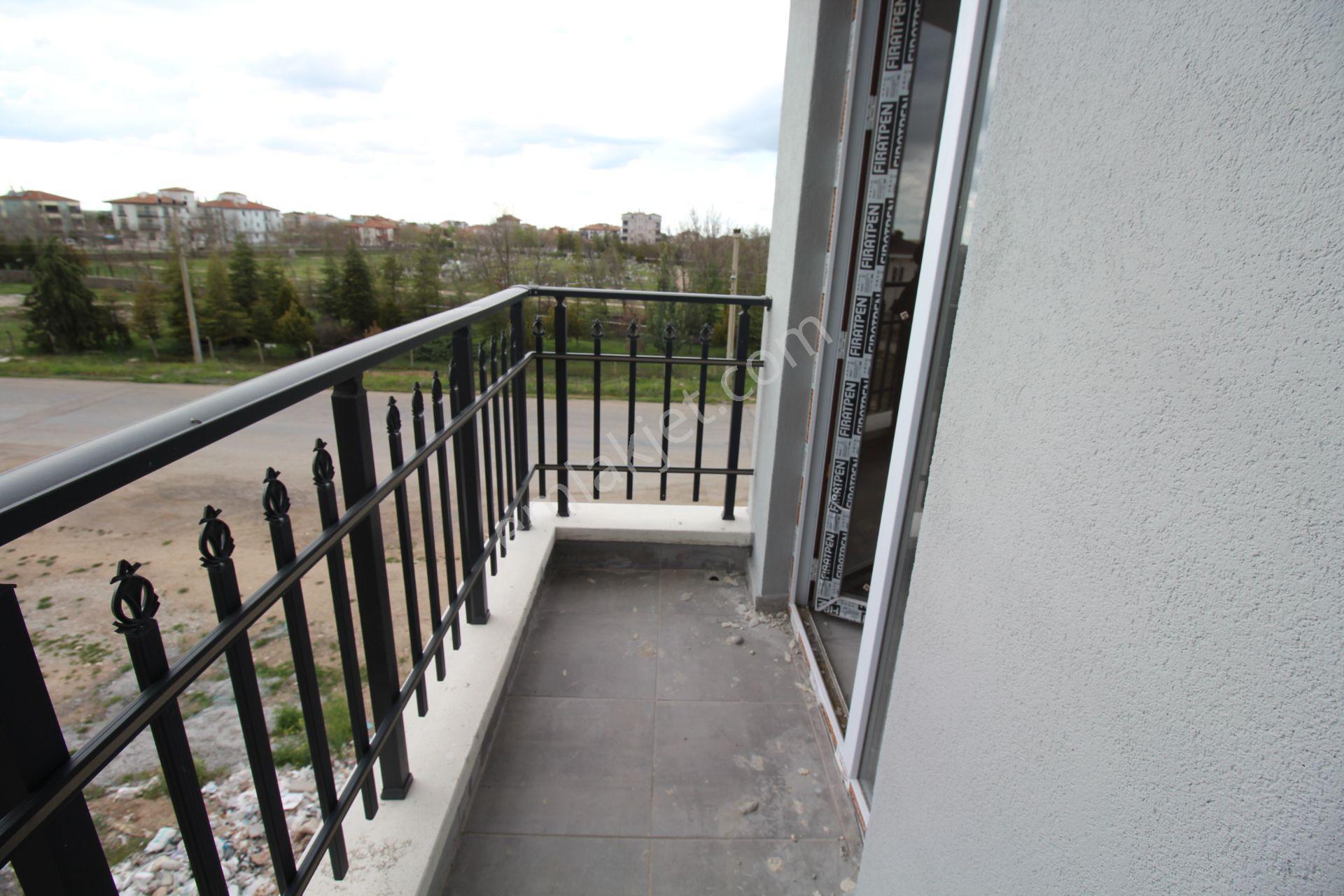 Aksarayt Aratol Bahçeli Konumu Güzel 1+1 Kiralık Daireler - Görsel 29